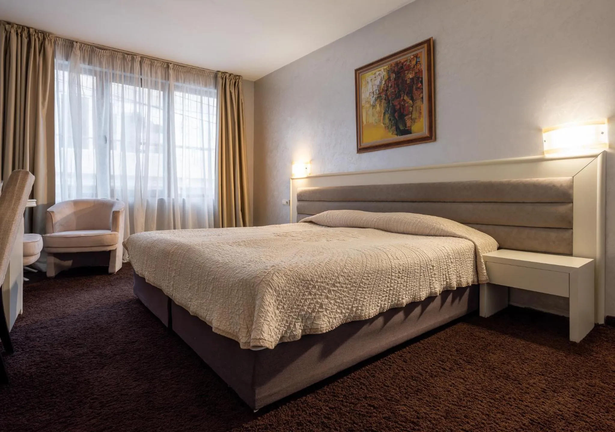 Bed in Hotel Concorde