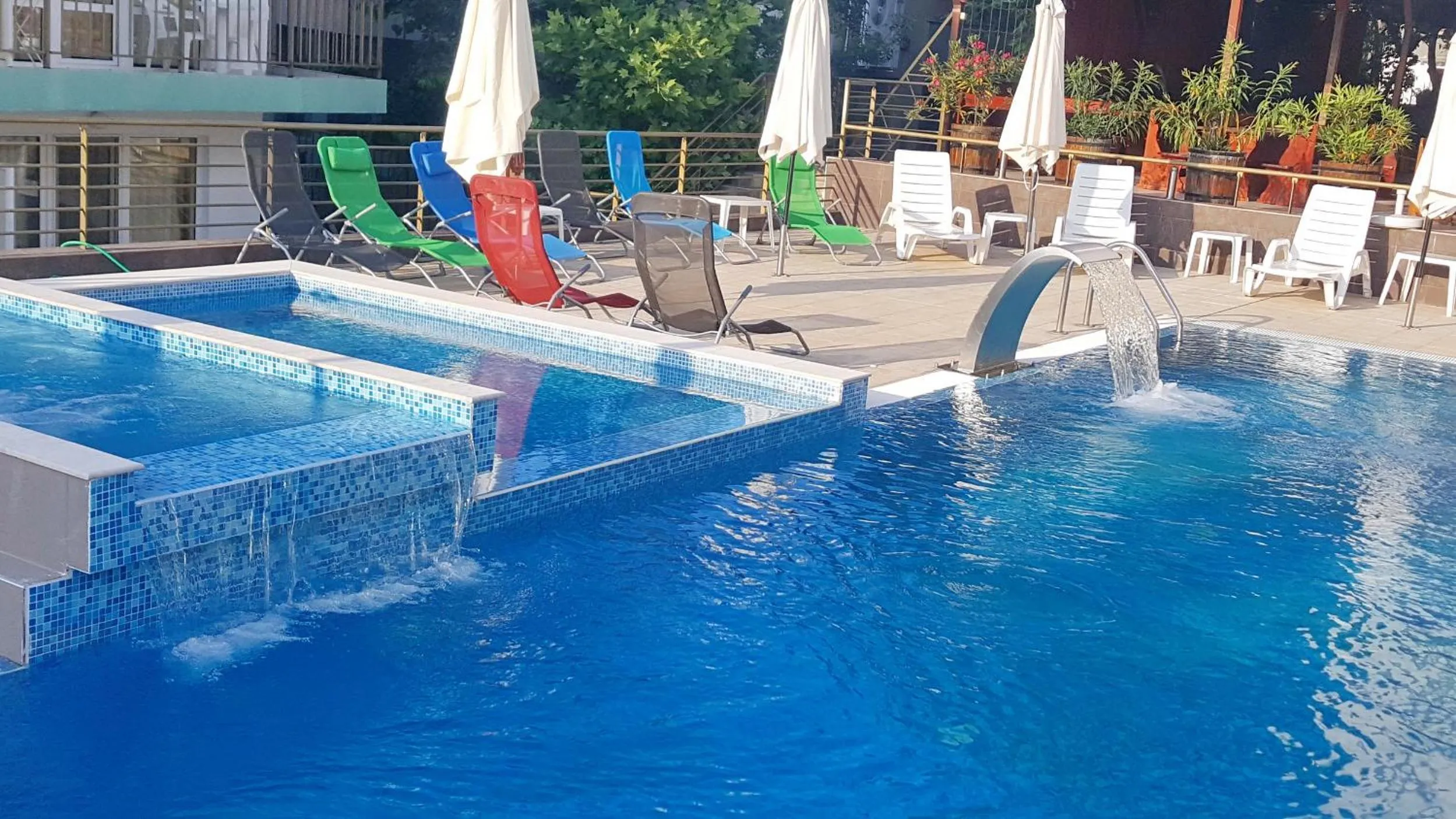 Hot Tub in Hotel Onyx