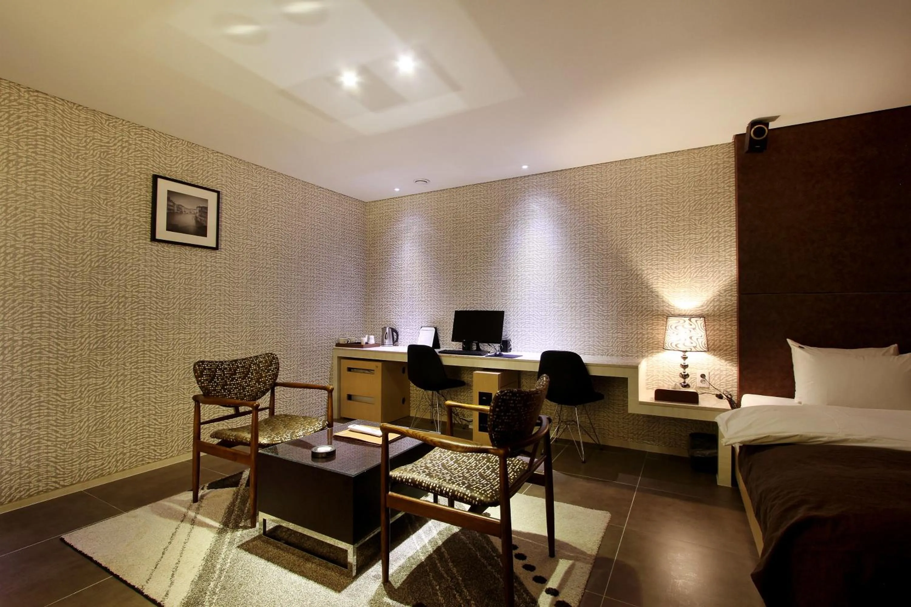 Uijeongbu Latree Hotel