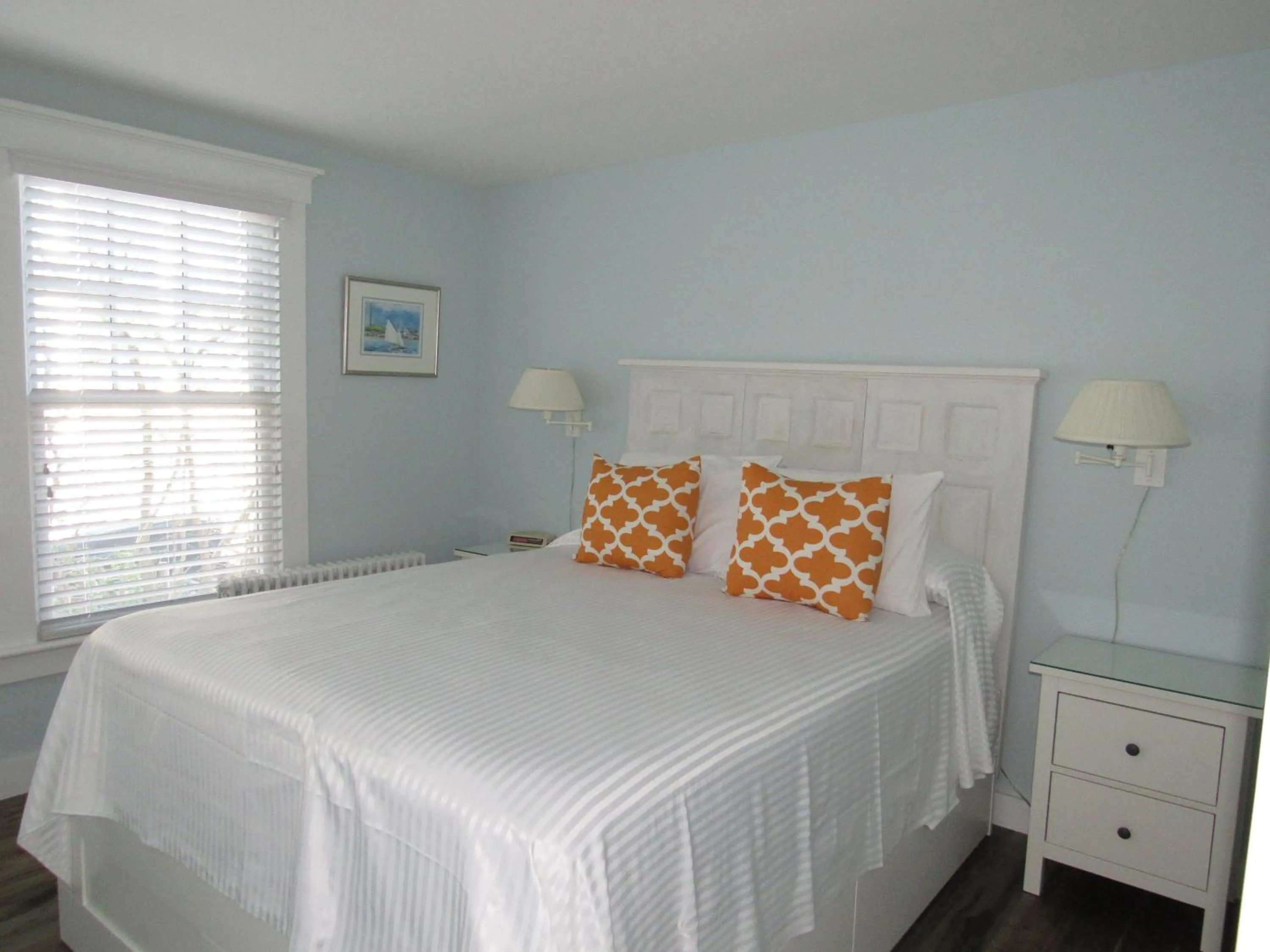 Day, Bed in The Masthead Resort