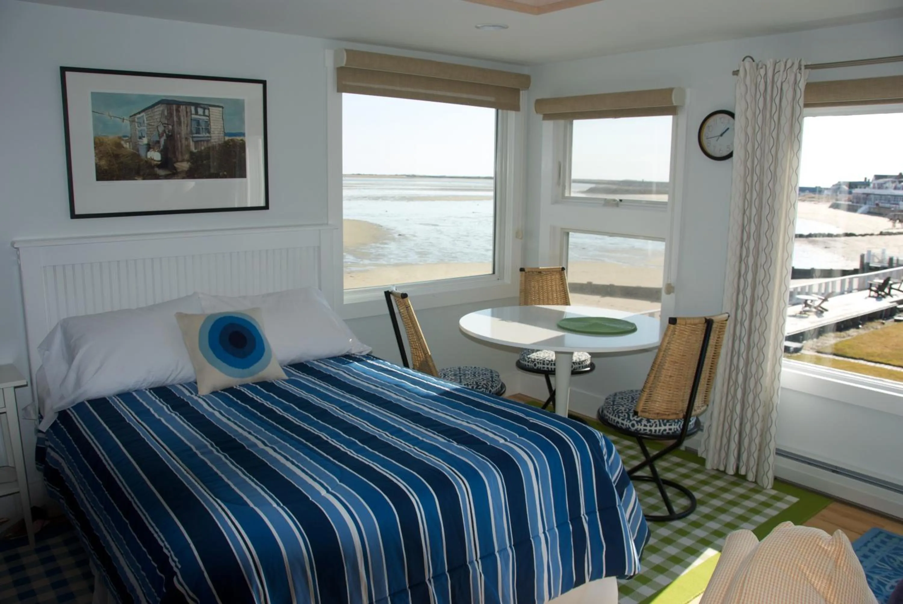 Sea view, Bed in The Masthead Resort