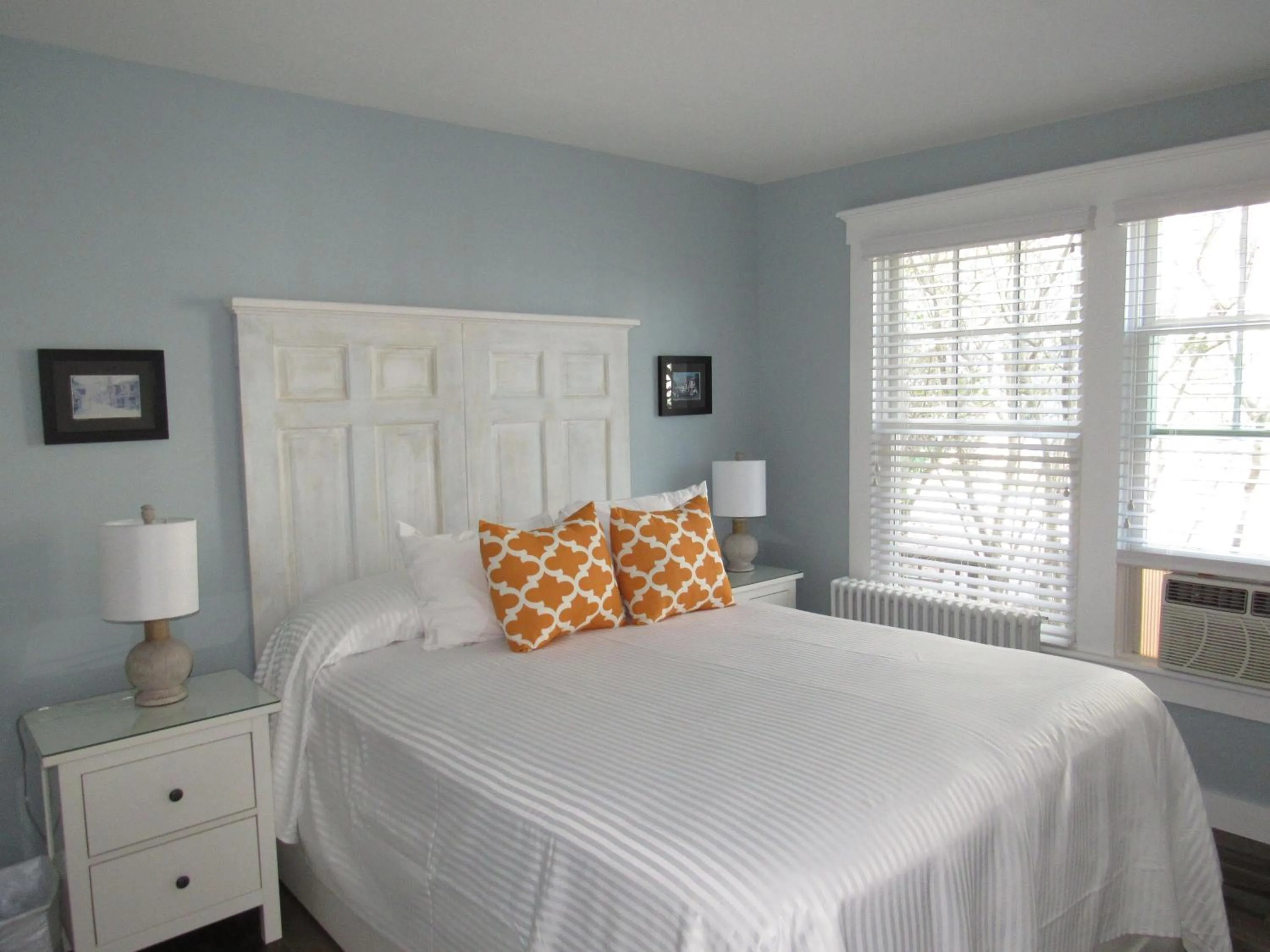 Day, Bed in The Masthead Resort