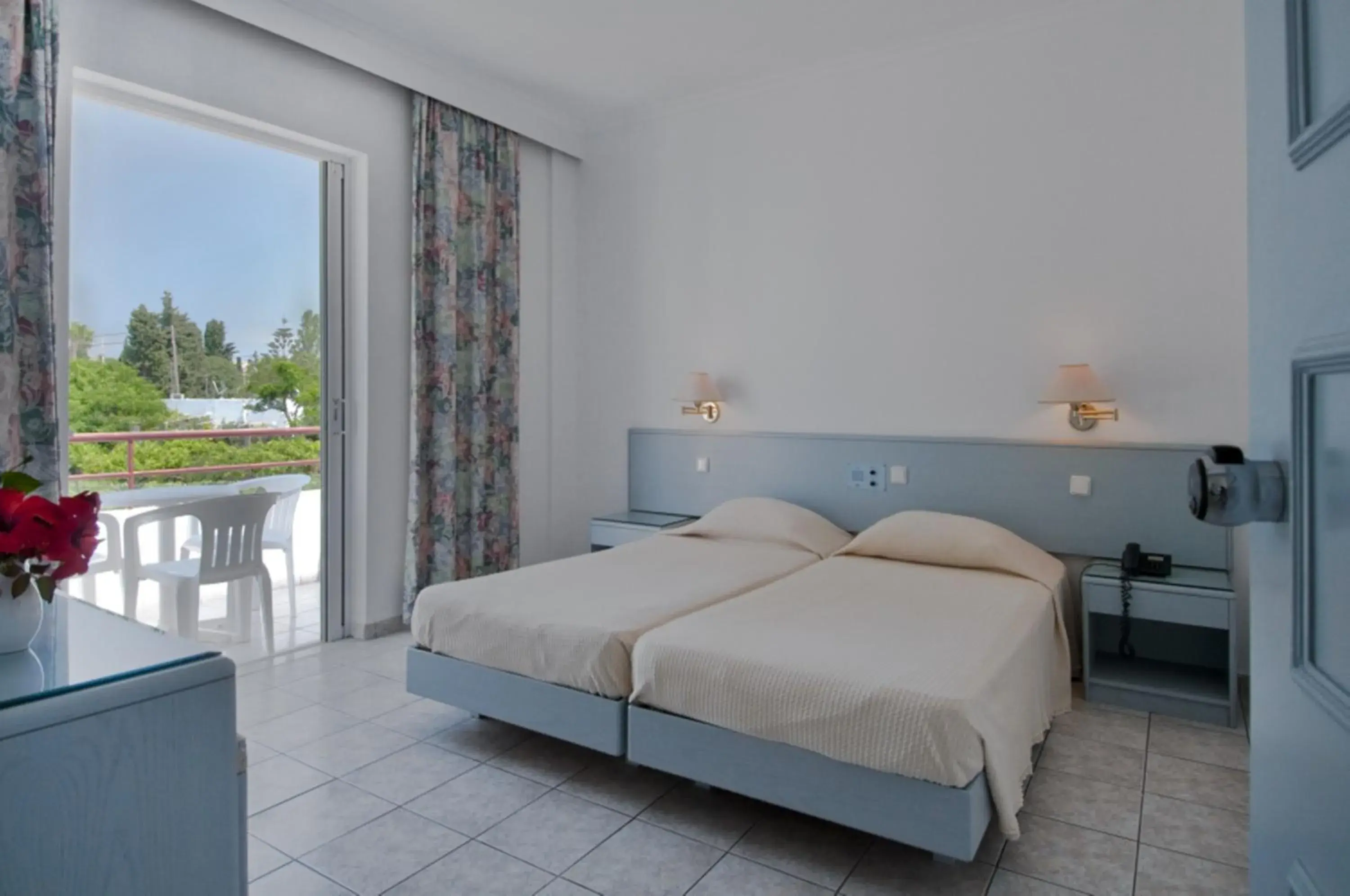 Bedroom, Bed in Alexandra Beach Bedroom, Bed in Alexandra Beach