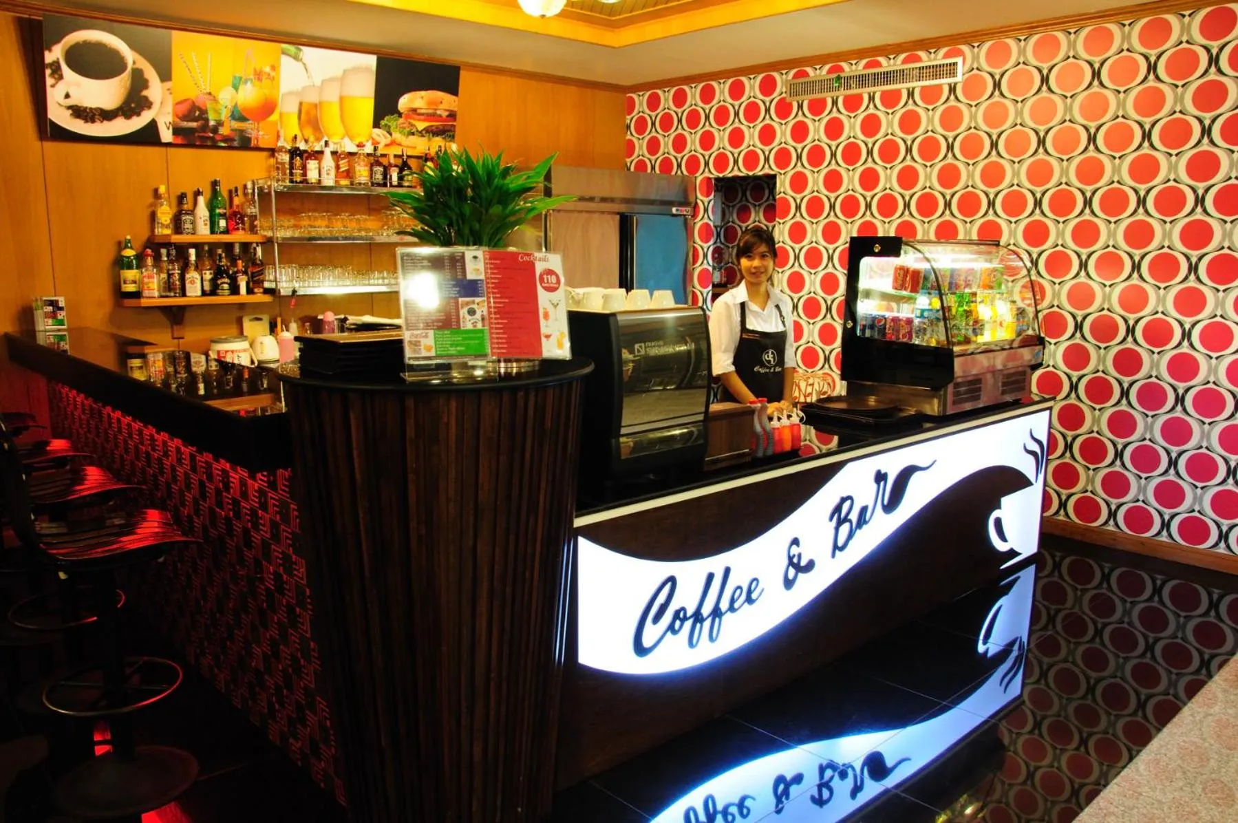 Restaurant/places to eat in Dynasty Inn Pattaya