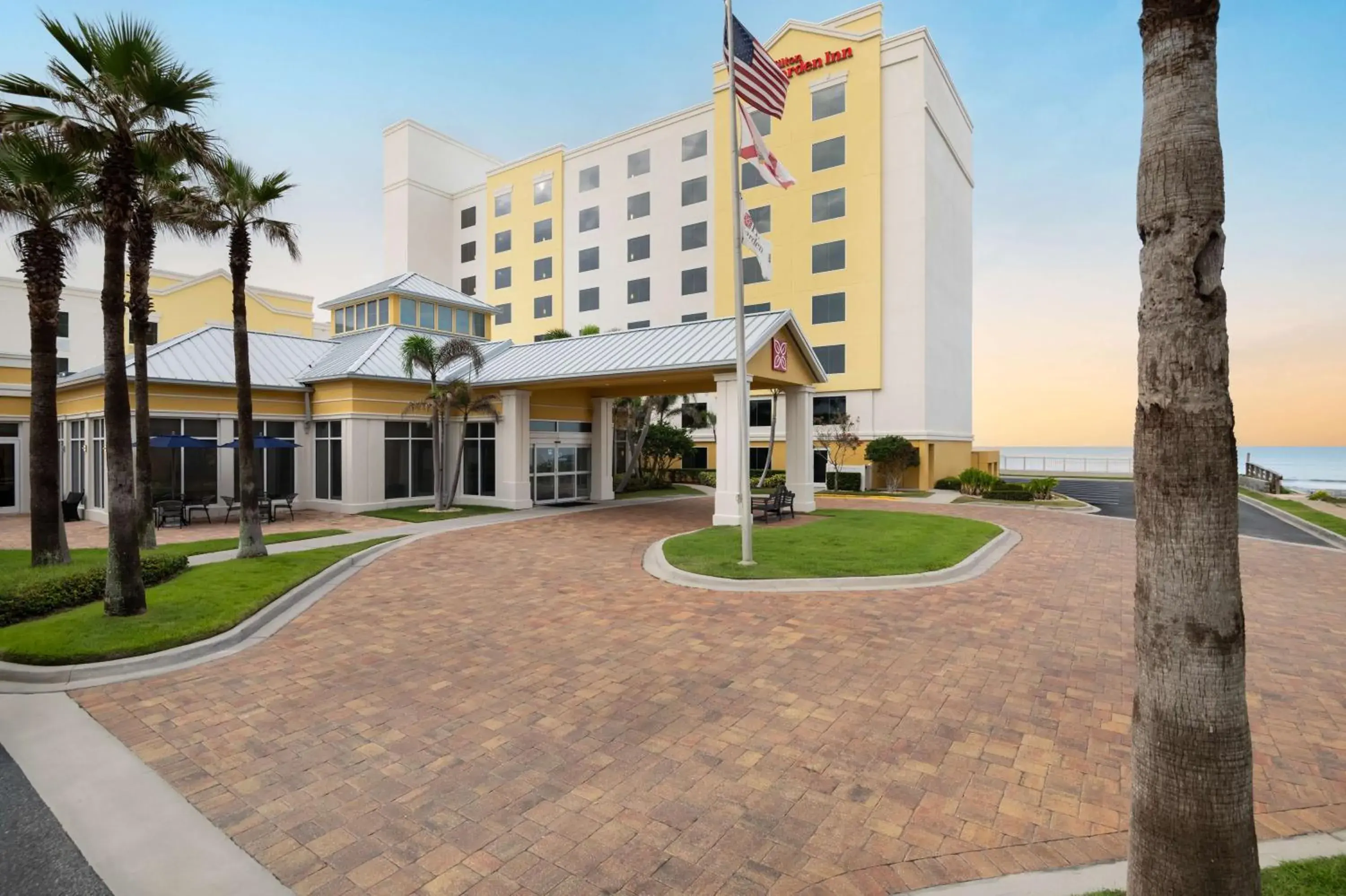 Property building in Hilton Garden Inn Daytona Beach Oceanfront Property building in Hilton Garden Inn Daytona Beach Oceanfront