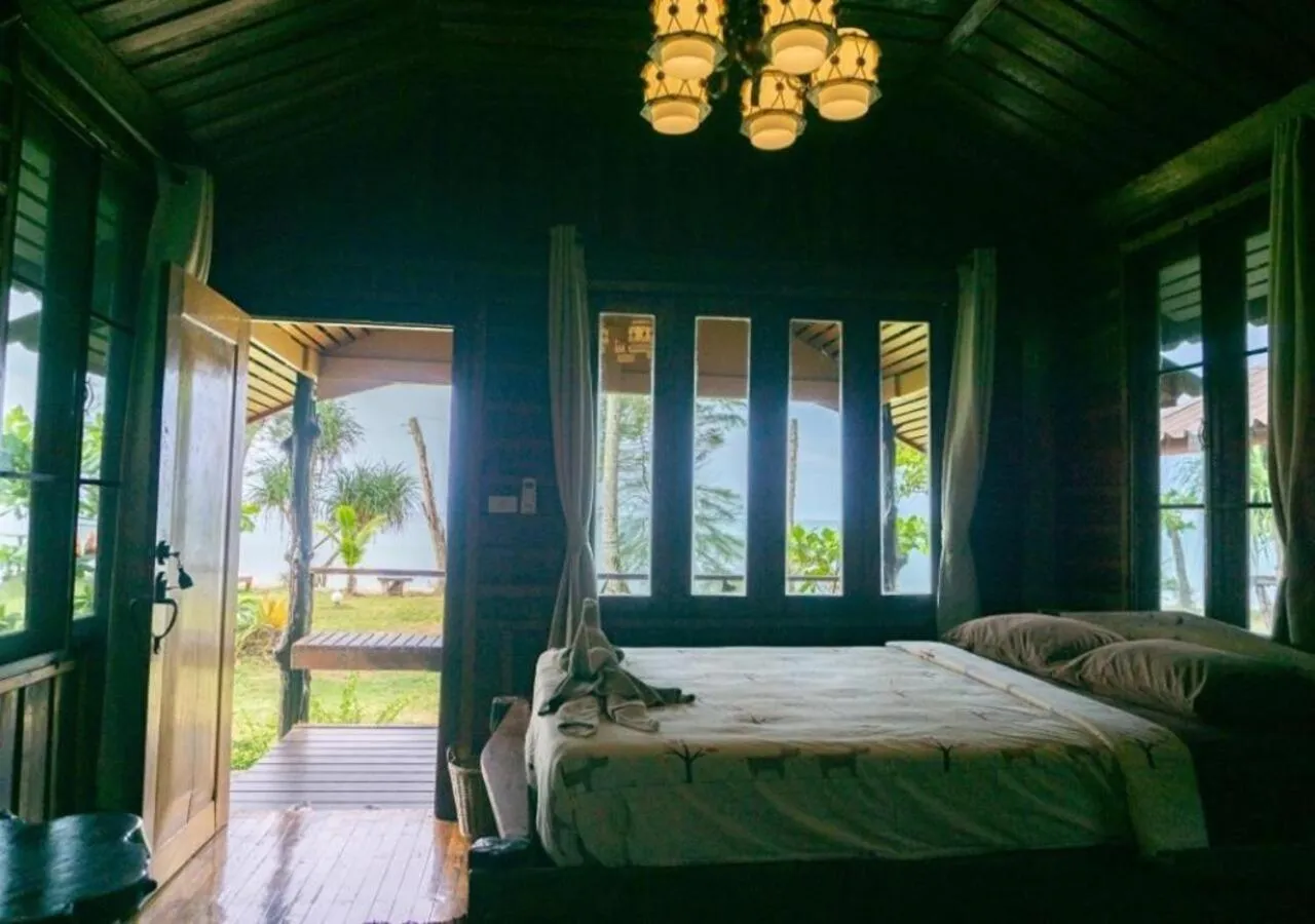 Bedroom in I-Lay House Koh Kood