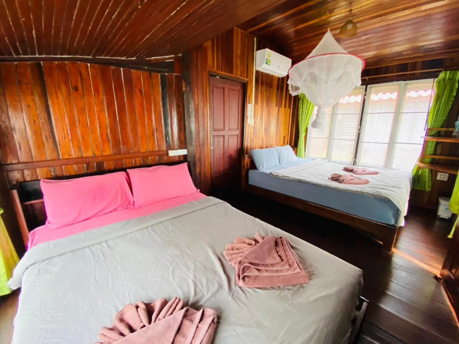 Bed in I-Lay House Koh Kood