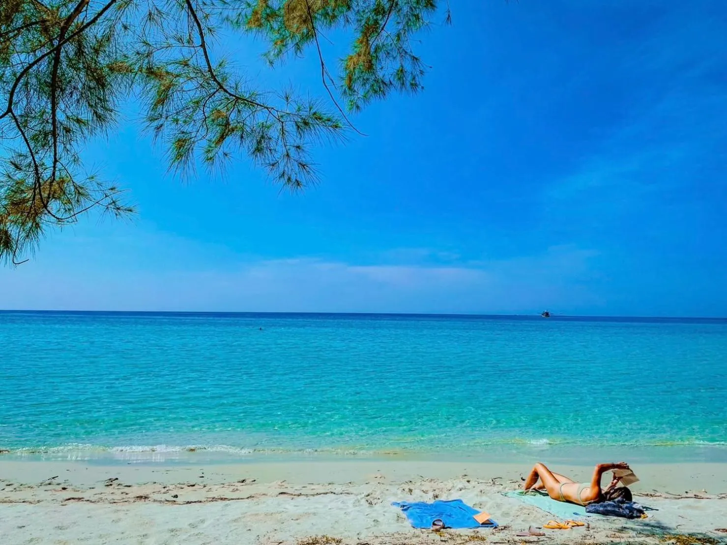Beach in I-Lay House Koh Kood