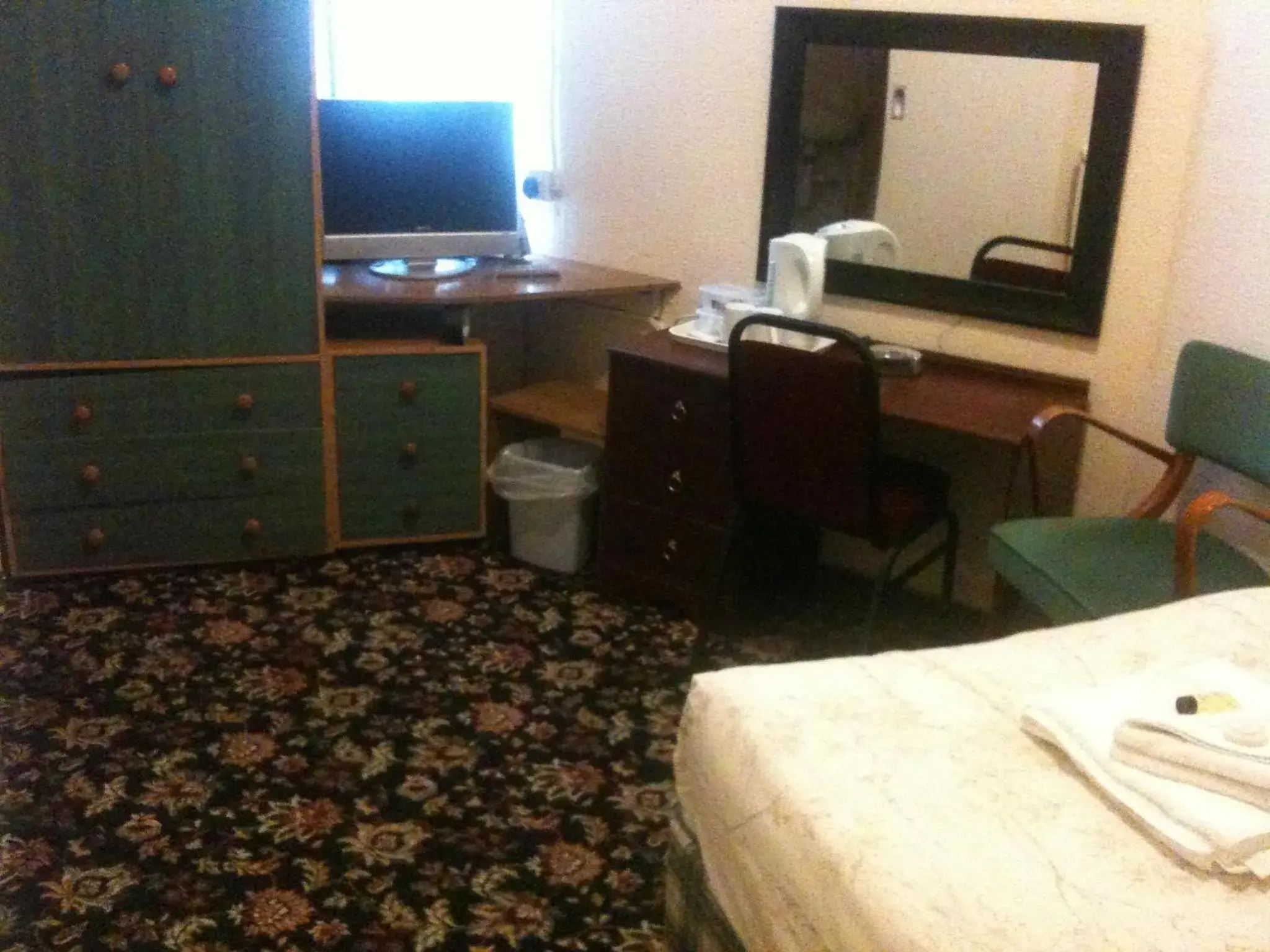 Deluxe Single Room in Hotel Victoria Deluxe Single Room in Hotel Victoria