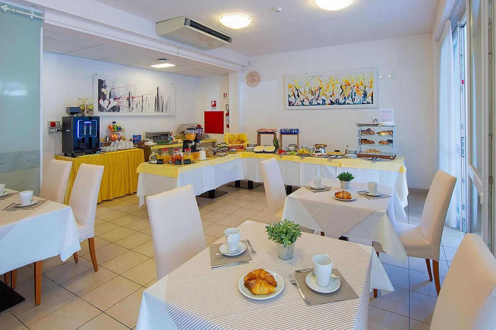 Breakfast in Hotel Ginevra