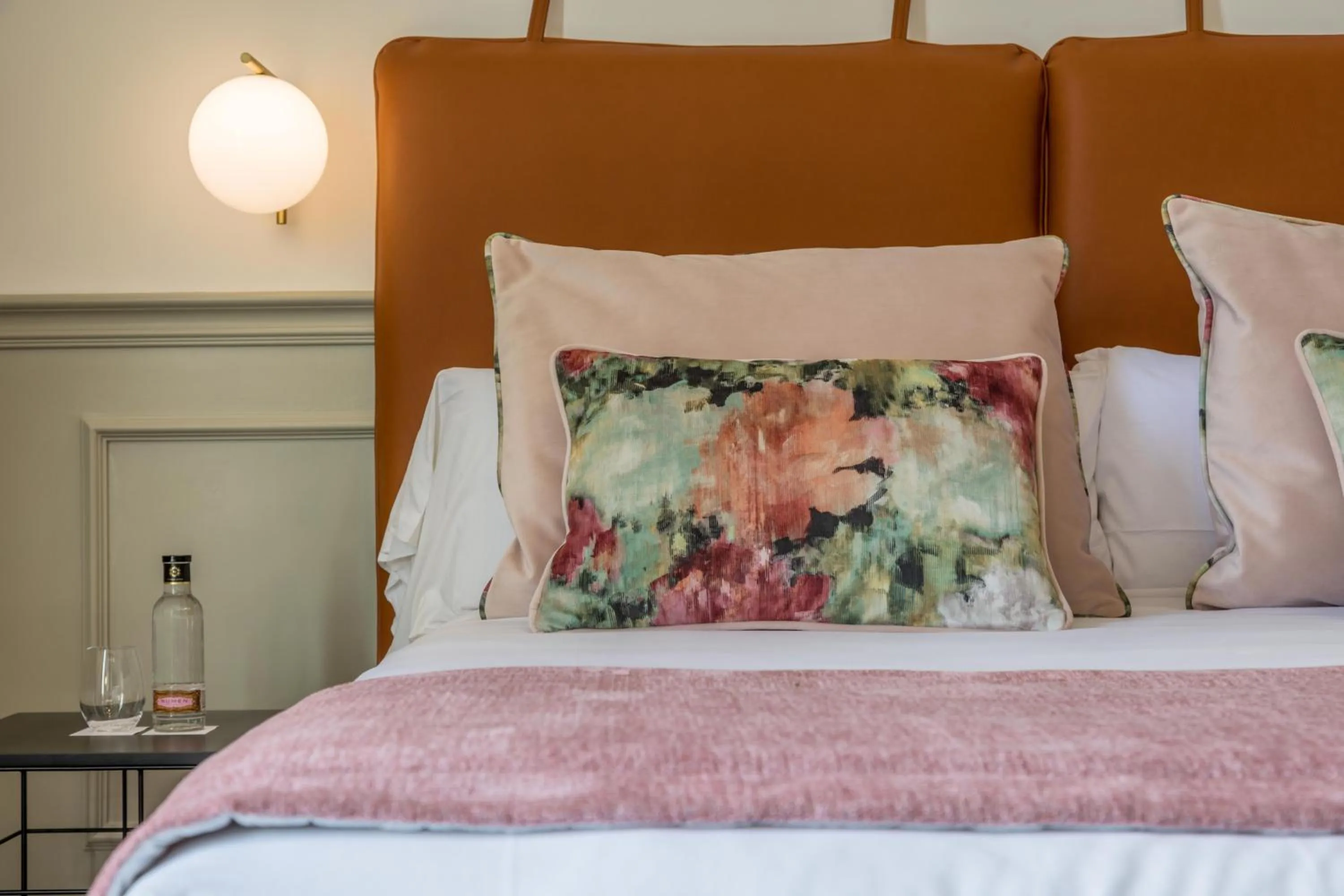 Bed in Can Ribera by Zafiro