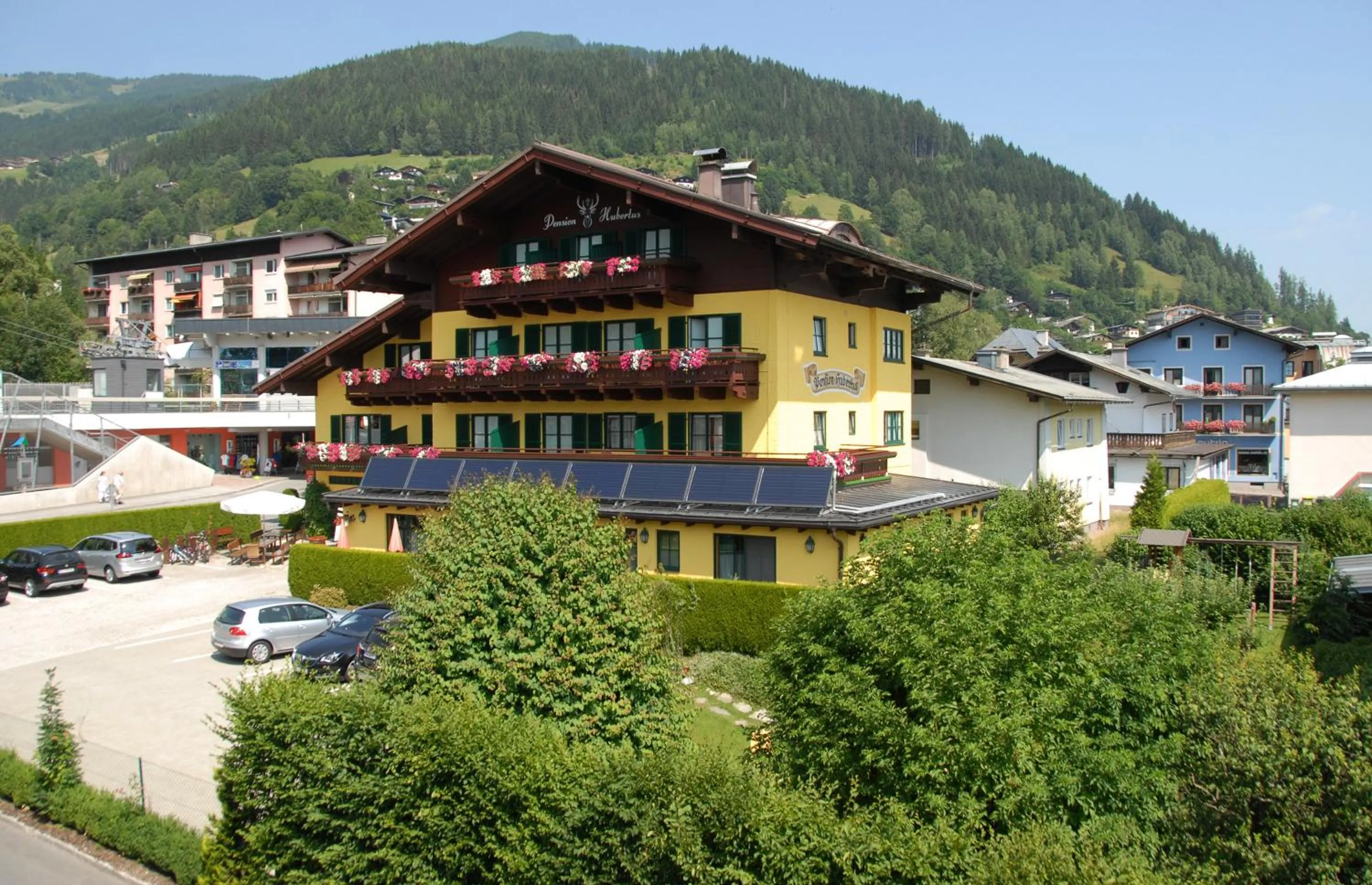Facade/entrance in Hotel Pension Hubertus
