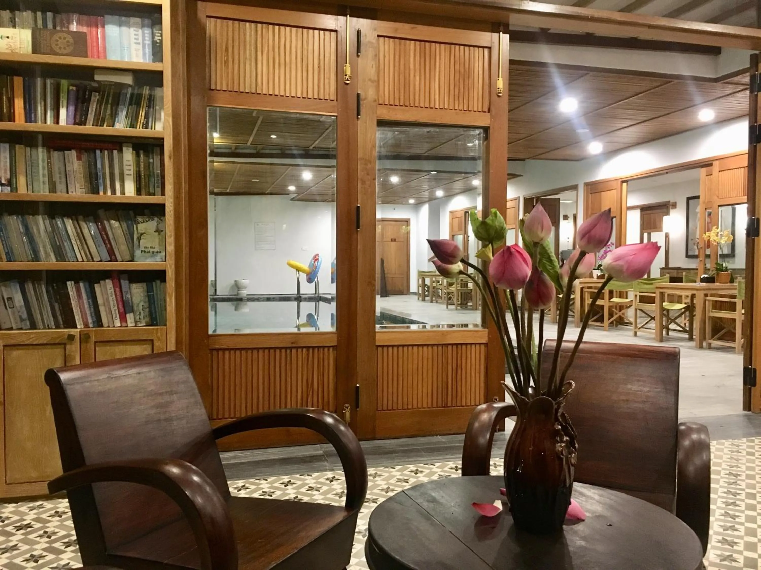 Library in ZEN Boutique Hoi An - Eco-Friendly Villa