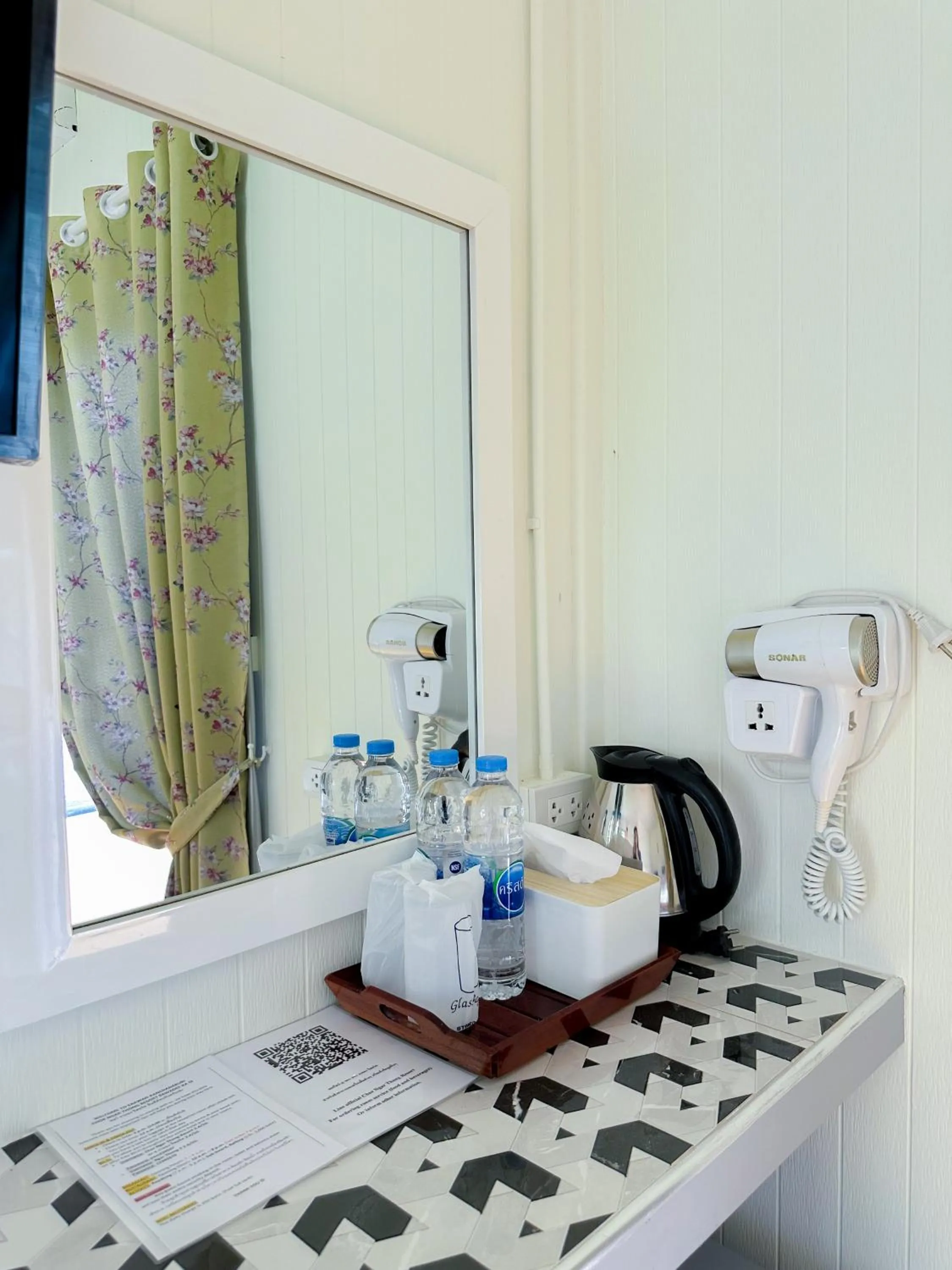 ชอว์ งาทอง รีสอร์ต Chor Ngar Thong Erawan Kanchanaburi