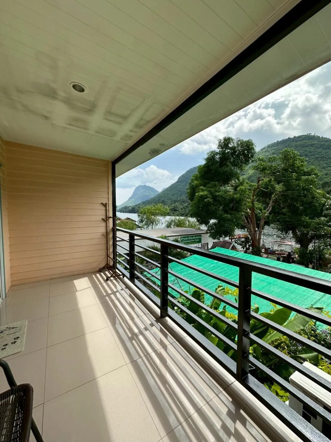 ชอว์ งาทอง รีสอร์ต Chor Ngar Thong Erawan Kanchanaburi