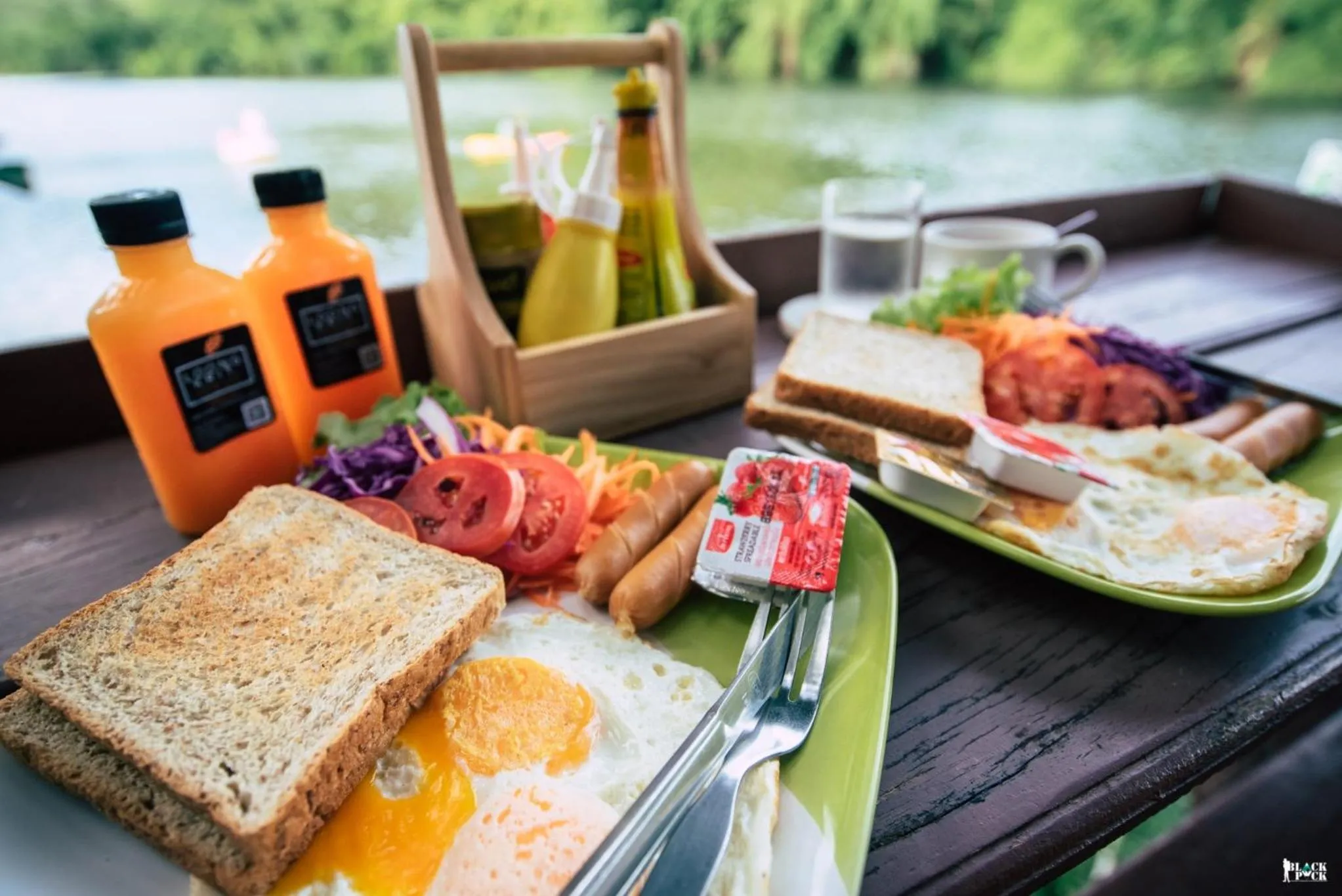 Breakfast in ชอว์ งาทอง รีสอร์ต Chor Ngar Thong Erawan Kanchanaburi