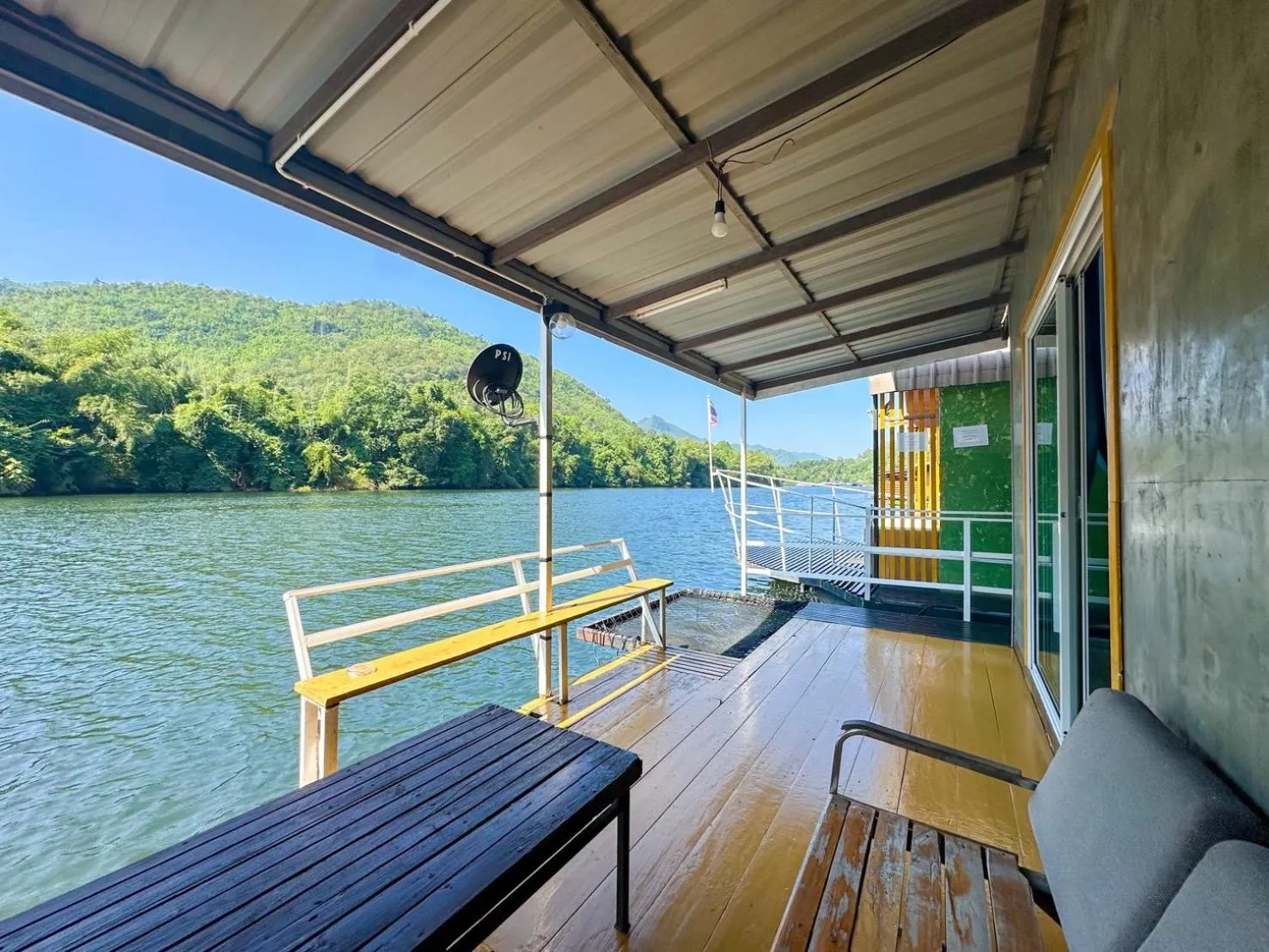 ชอว์ งาทอง รีสอร์ต Chor Ngar Thong Erawan Kanchanaburi