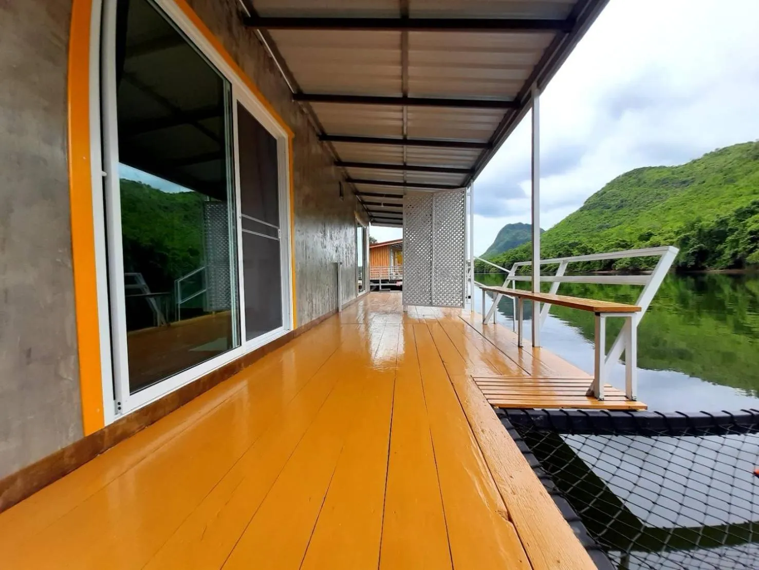 ชอว์ งาทอง รีสอร์ต Chor Ngar Thong Erawan Kanchanaburi