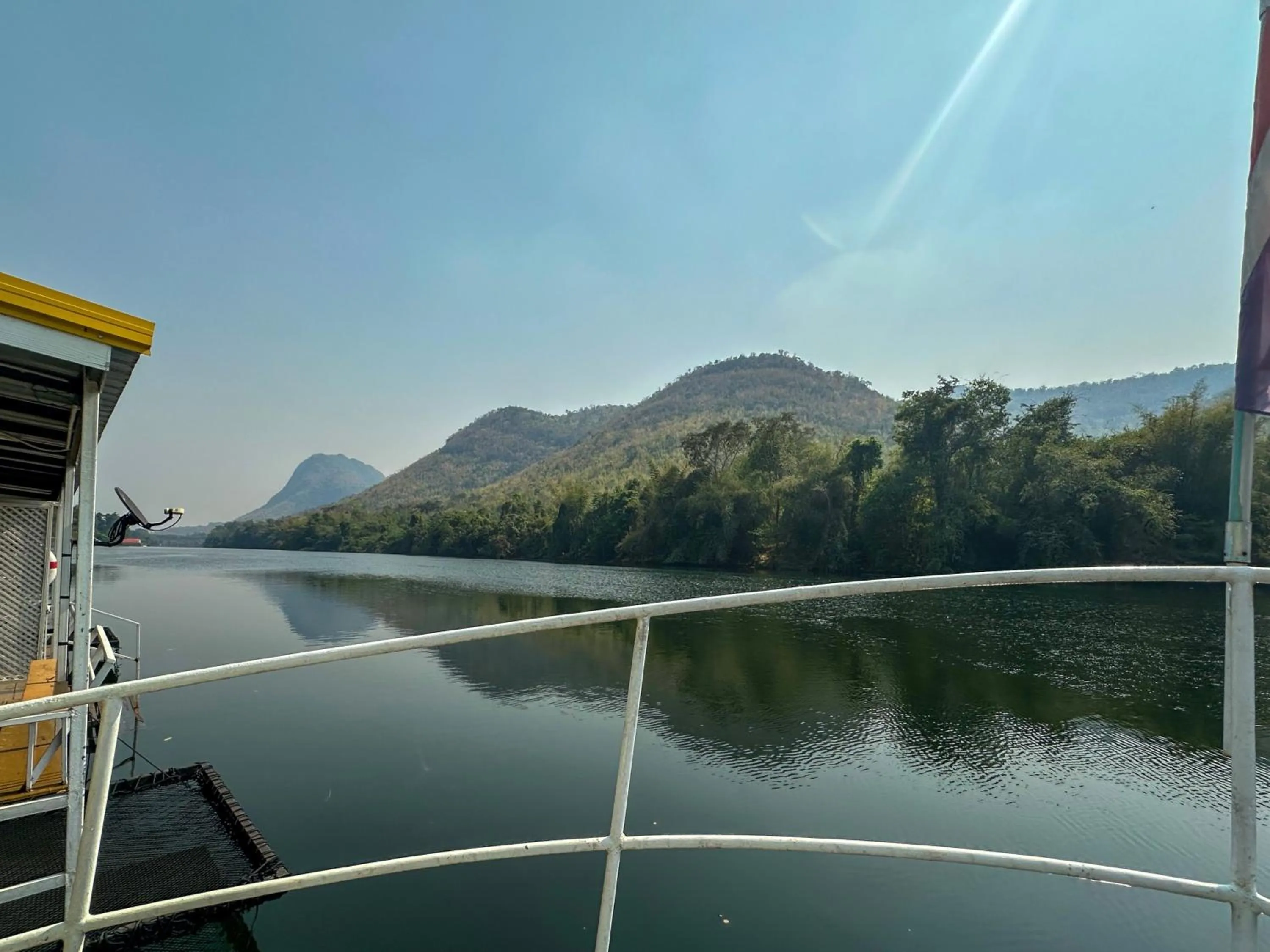 ชอว์ งาทอง รีสอร์ต Chor Ngar Thong Erawan Kanchanaburi