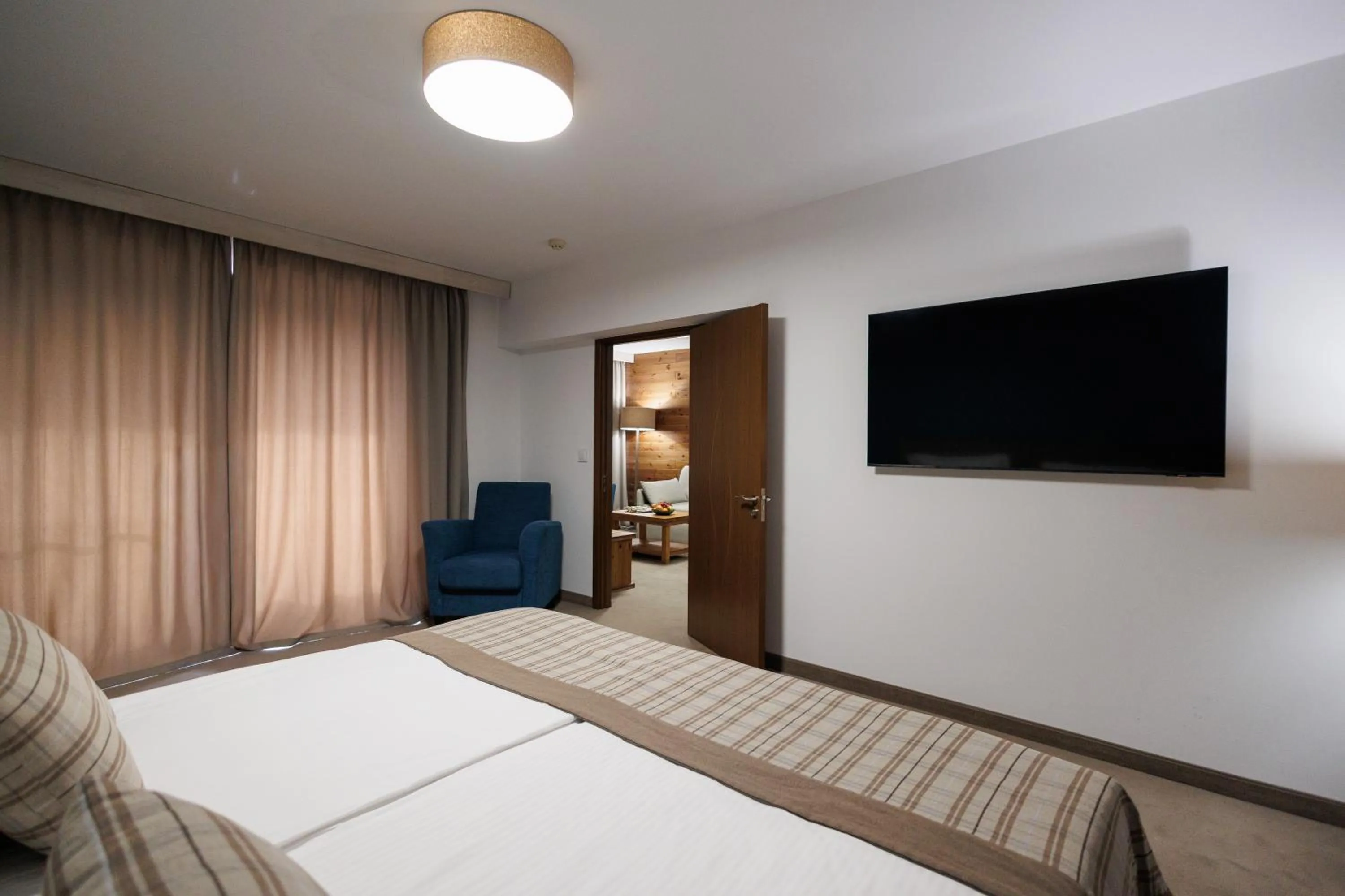 Bed in Katarino SPA Hotel