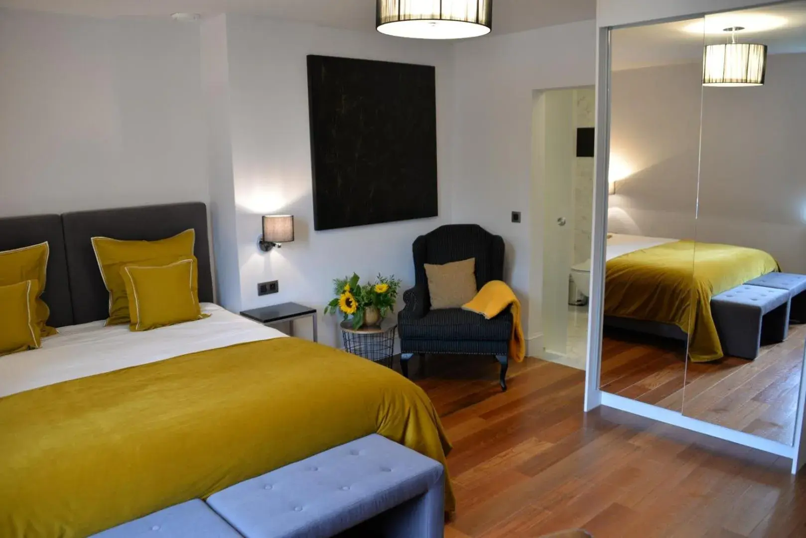 Twin Room with Garden View in Notarishuis Beveren B&B Twin Room with Garden View in Notarishuis Beveren B&B