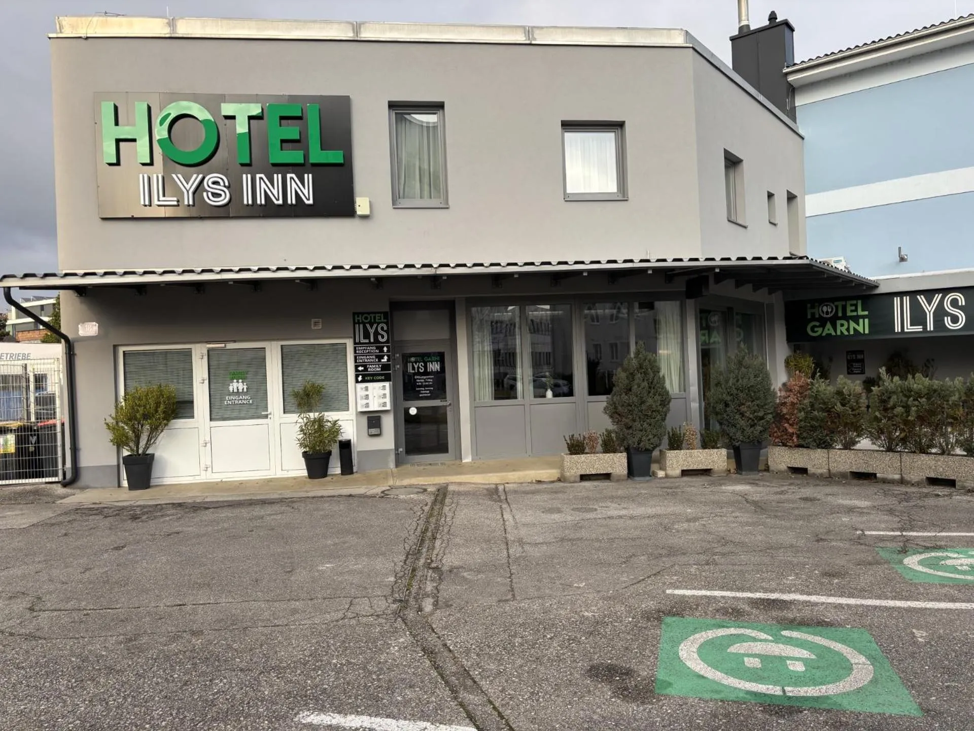 Property building in Hotel Garni Ilys Inn