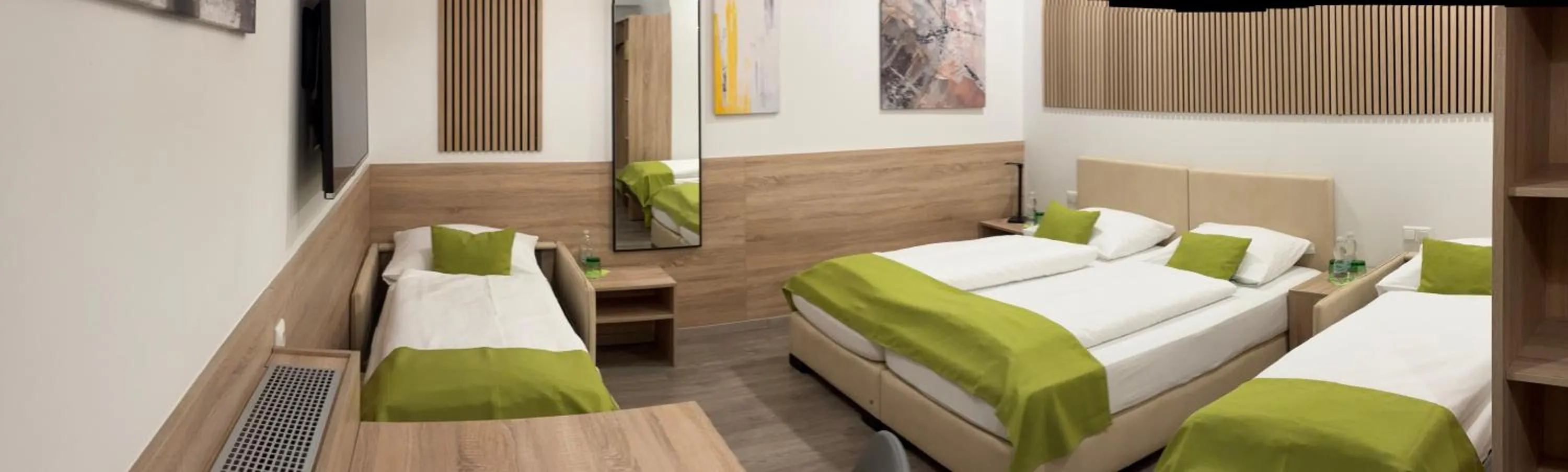 Bed in Hotel Garni Ilys Inn