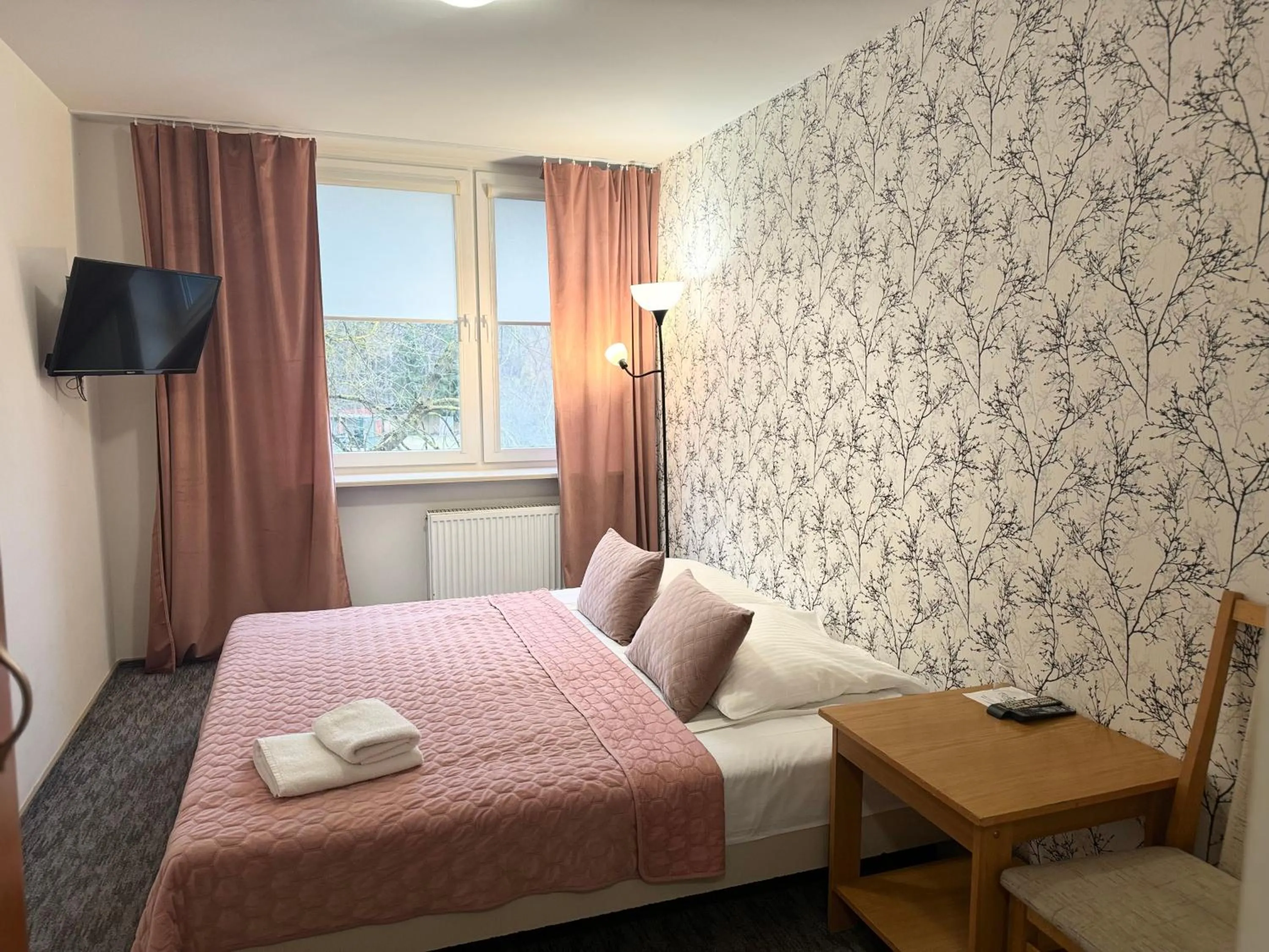 Other, Bed in Sosnowe Zacisze