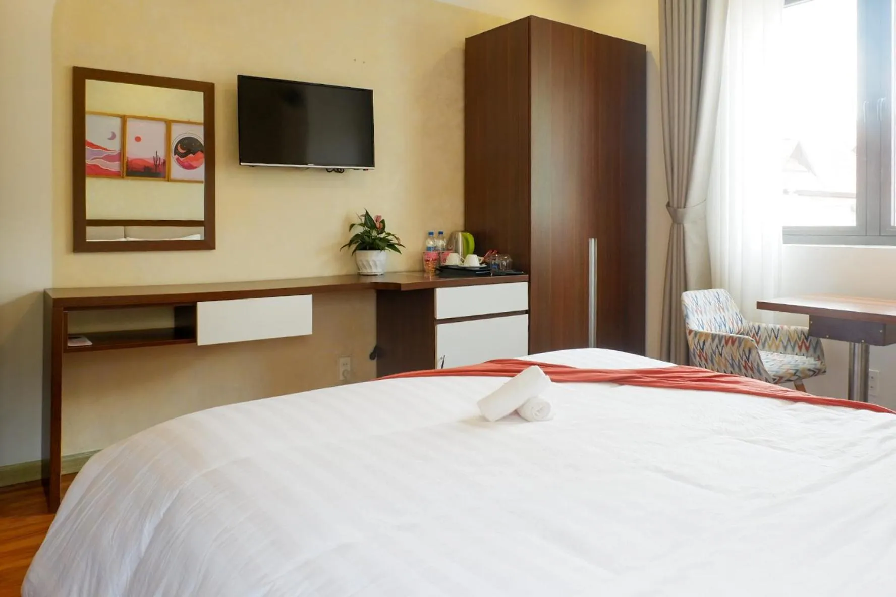 TV and multimedia, Bed in Tasme Hotel