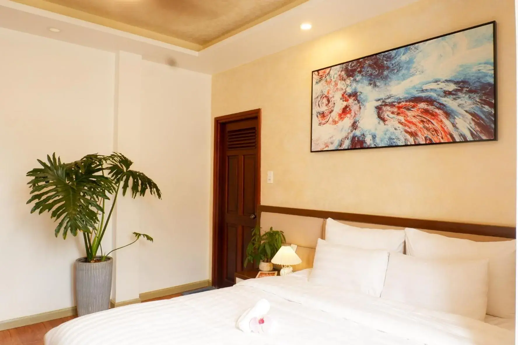 Deluxe Double Room with Bath in Tasme Hotel Deluxe Double Room with Bath in Tasme Hotel