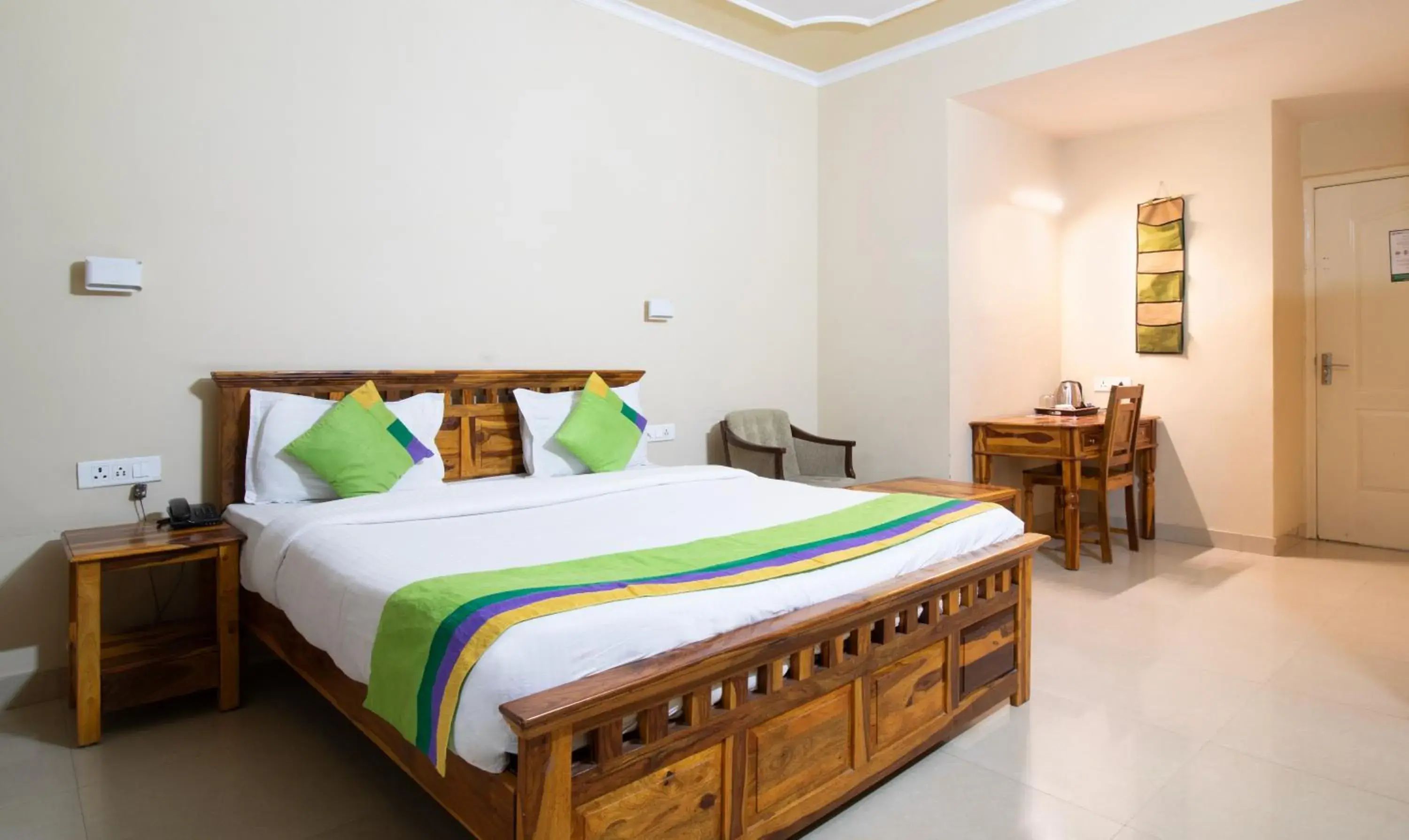 Bedroom, Bed in Treebo The Anchorage Malviya Nagar Bedroom, Bed in Treebo The Anchorage Malviya Nagar