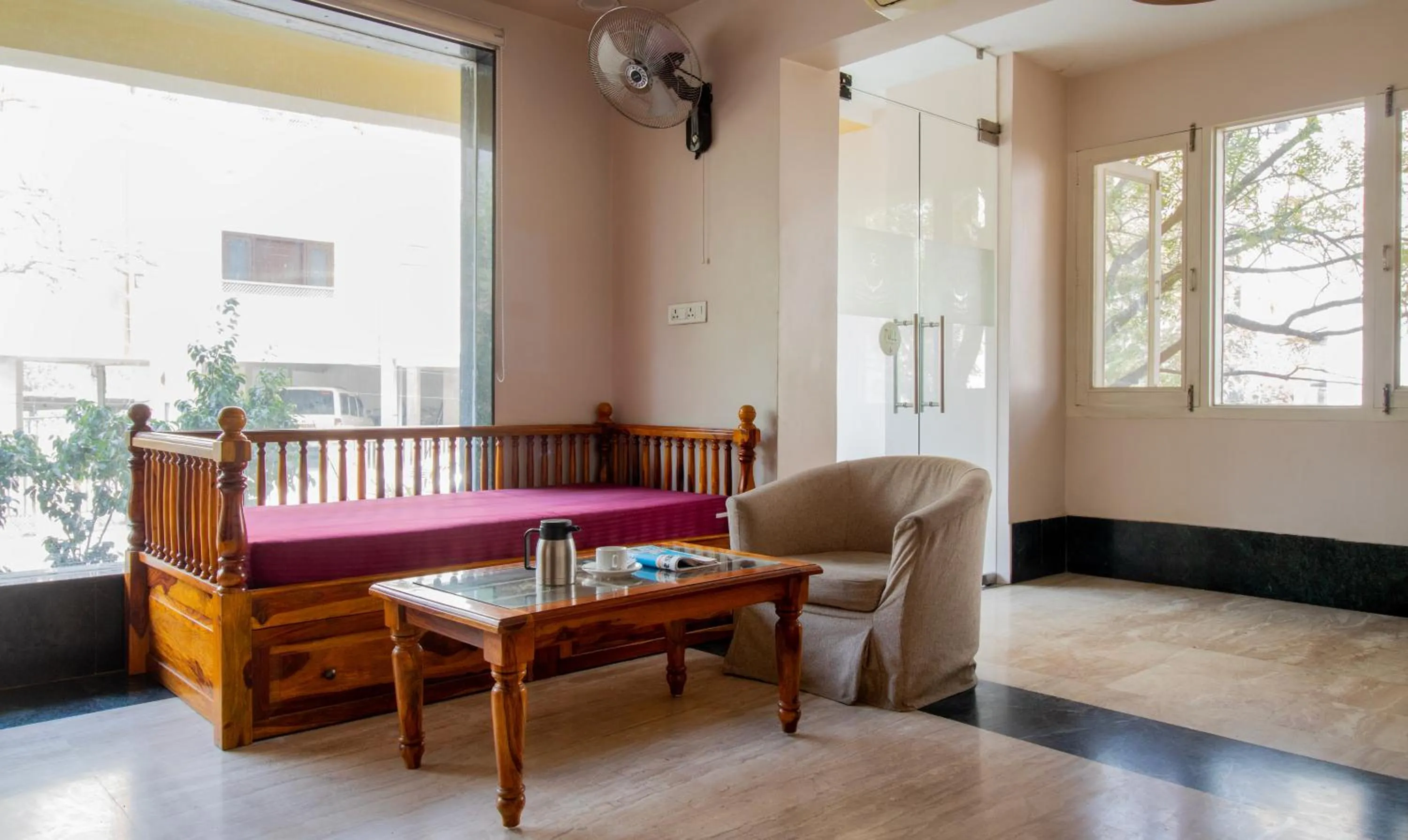 Seating area in Treebo The Anchorage Malviya Nagar