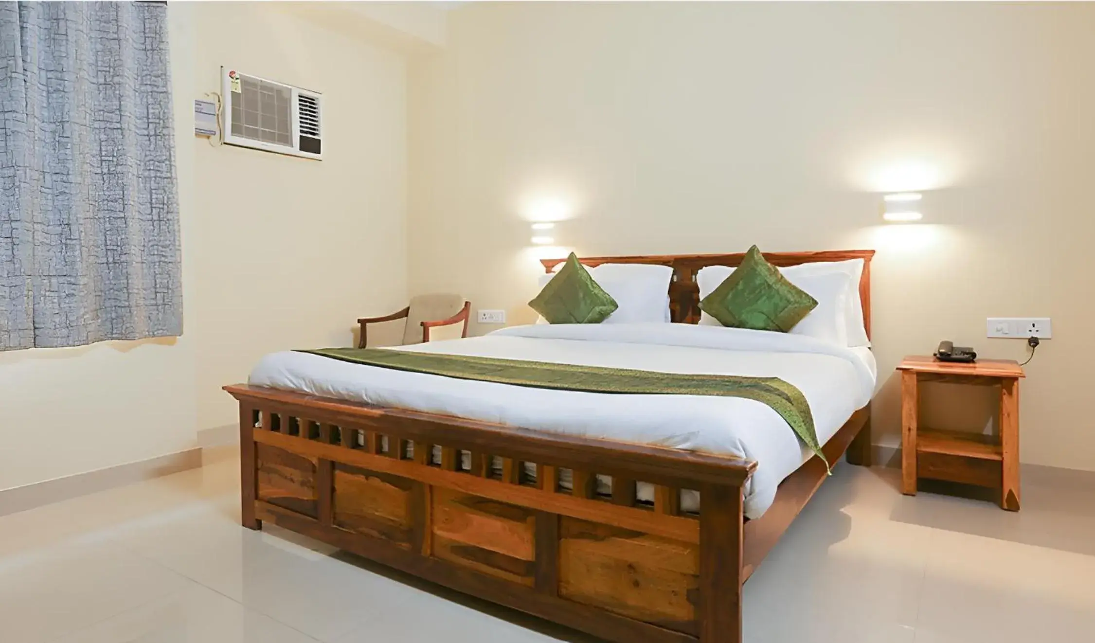 Bedroom, Bed in Treebo The Anchorage Malviya Nagar Bedroom, Bed in Treebo The Anchorage Malviya Nagar