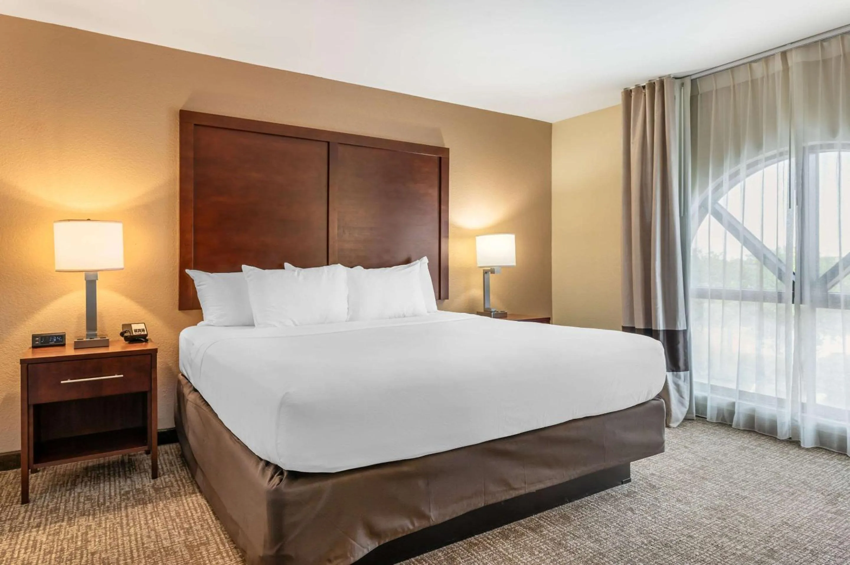 Bedroom, Bed in Comfort Inn Lafayette I-65