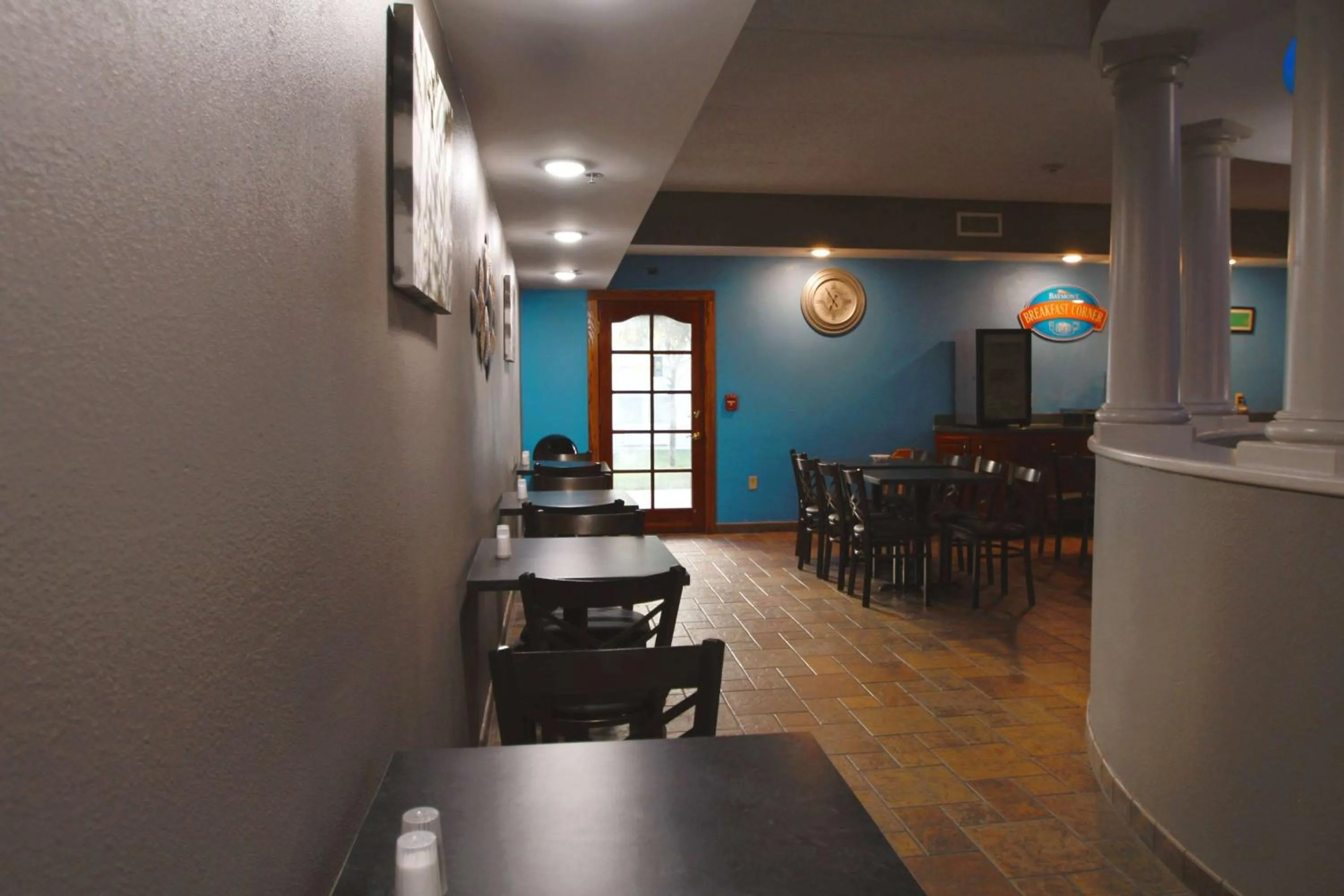 Breakfast in Baymont by Wyndham Lafayette - Purdue University