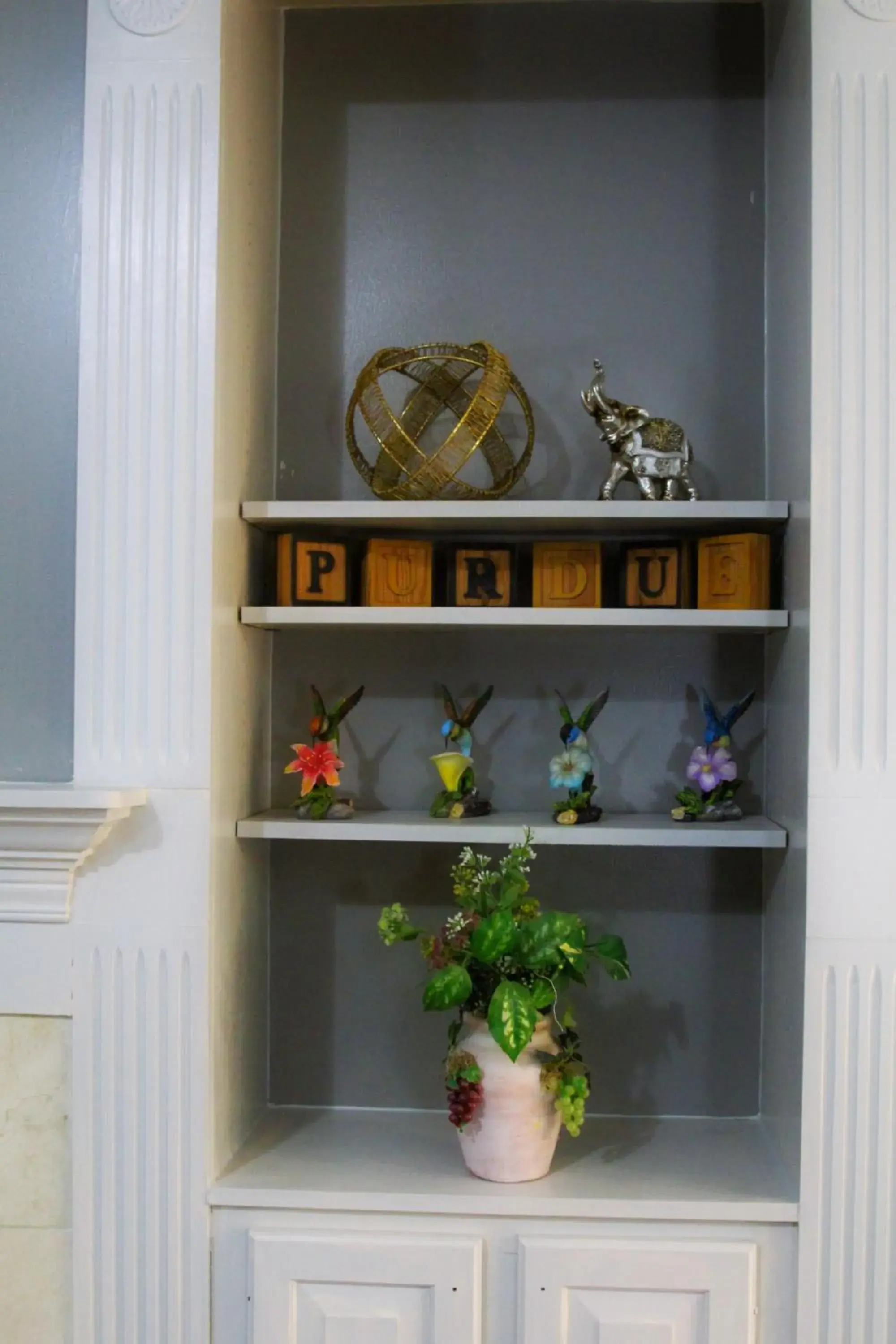 Lobby or reception in Baymont by Wyndham Lafayette - Purdue University Lobby or reception in Baymont by Wyndham Lafayette - Purdue University