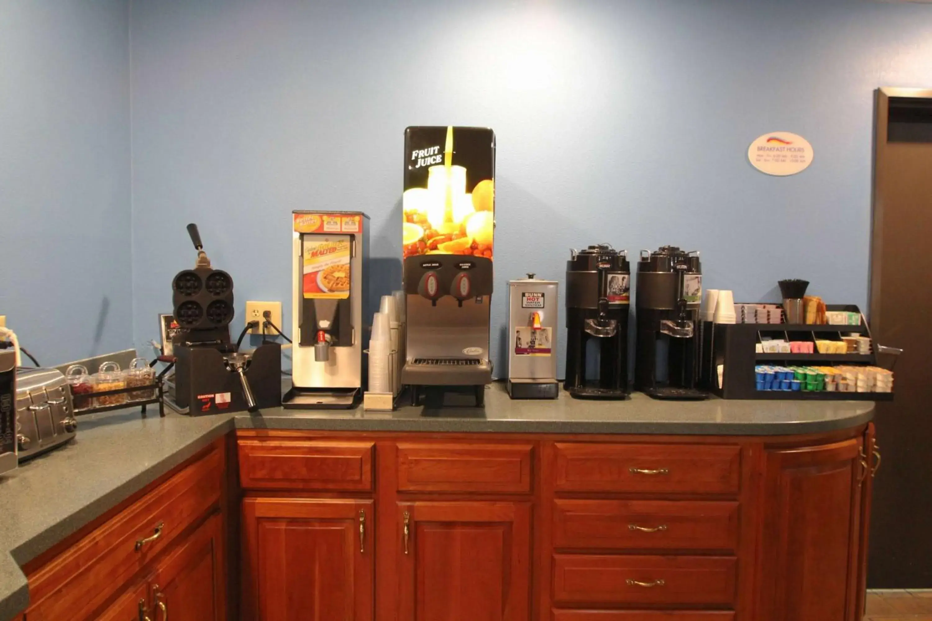 Breakfast in Baymont by Wyndham Lafayette - Purdue University Breakfast in Baymont by Wyndham Lafayette - Purdue University