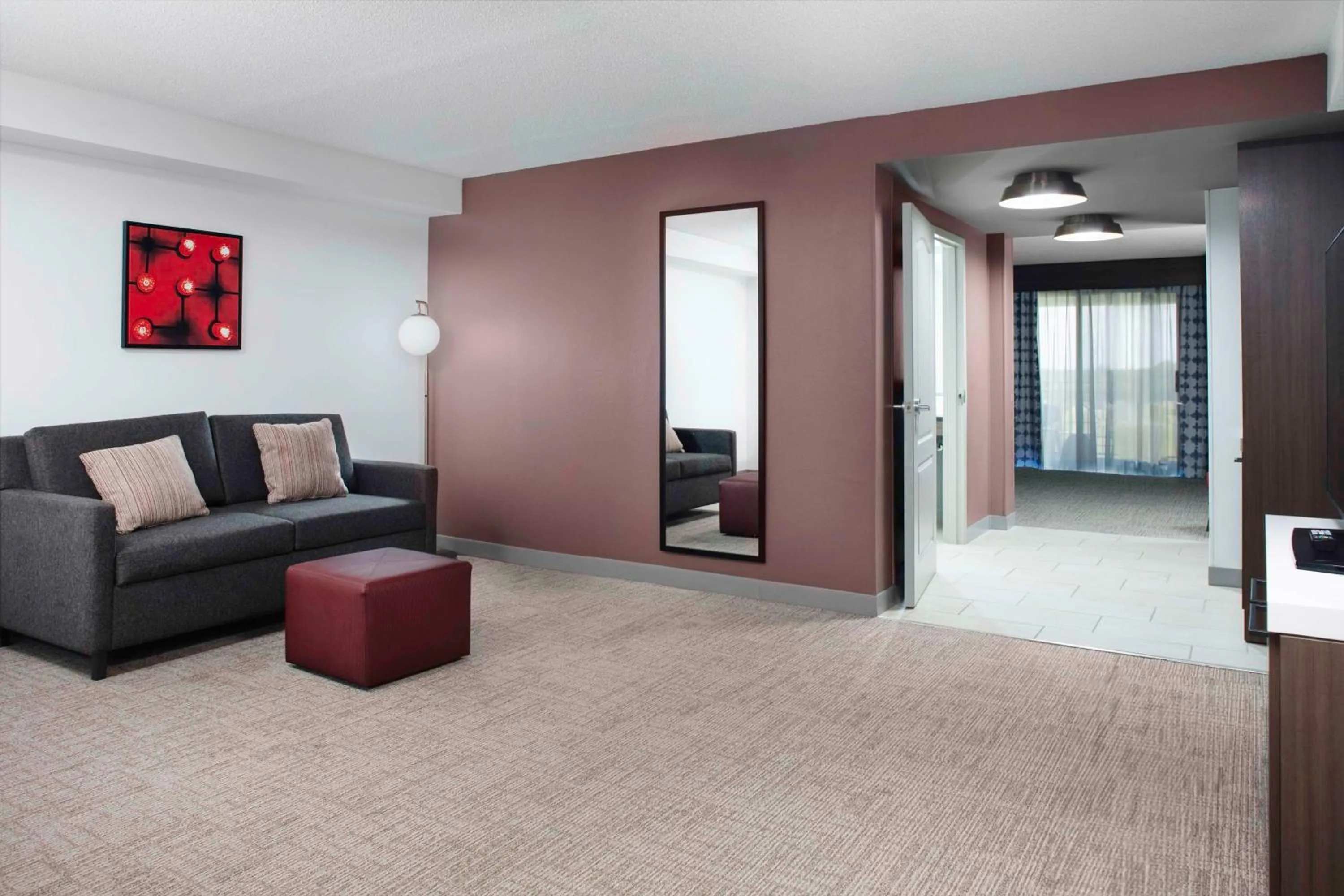 Living room in Hilton Garden Inn Roanoke Rapids