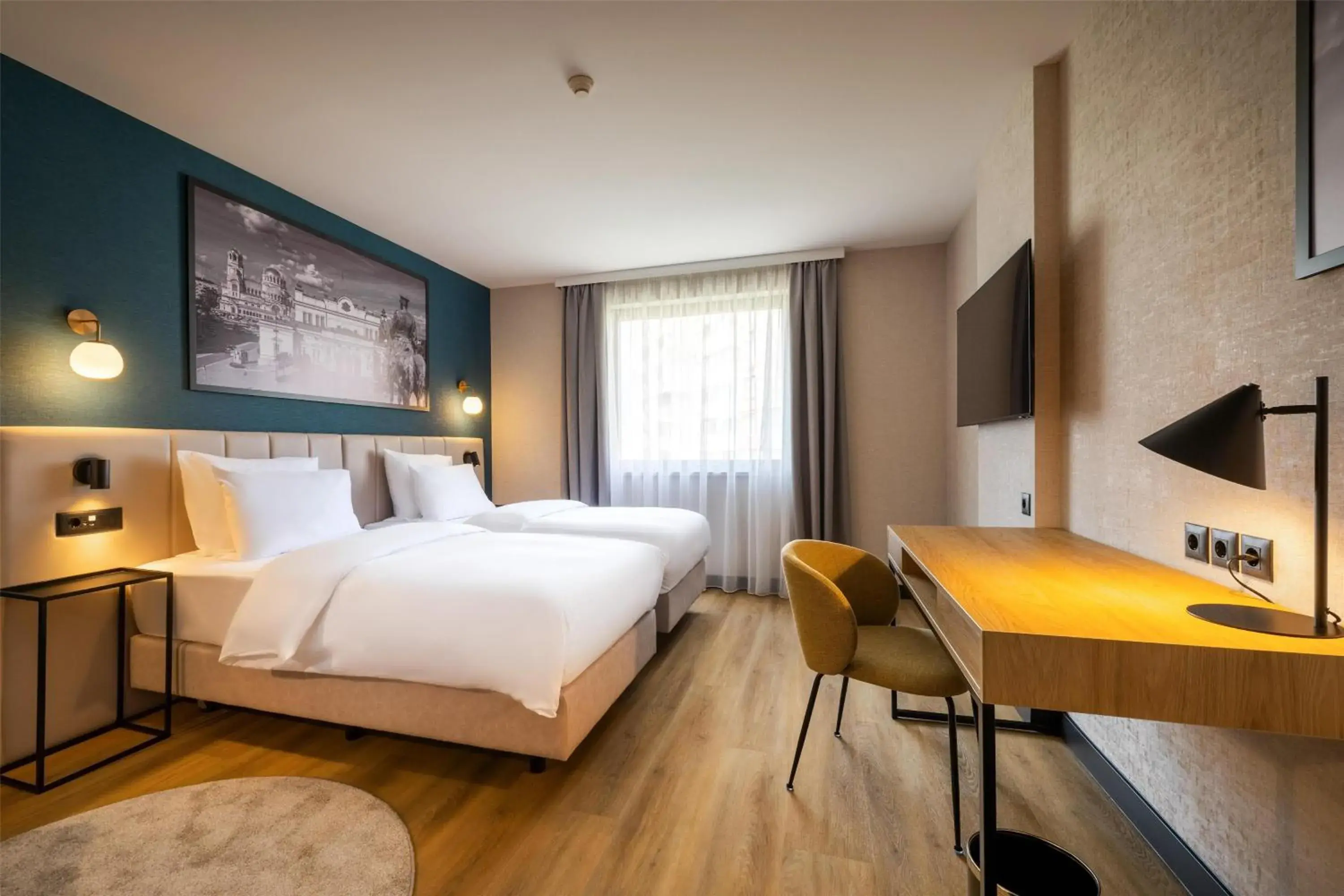 Bedroom, Bed in Metropolitan Hotel Sofia, a member of Radisson Individuals Bedroom, Bed in Metropolitan Hotel Sofia, a member of Radisson Individuals