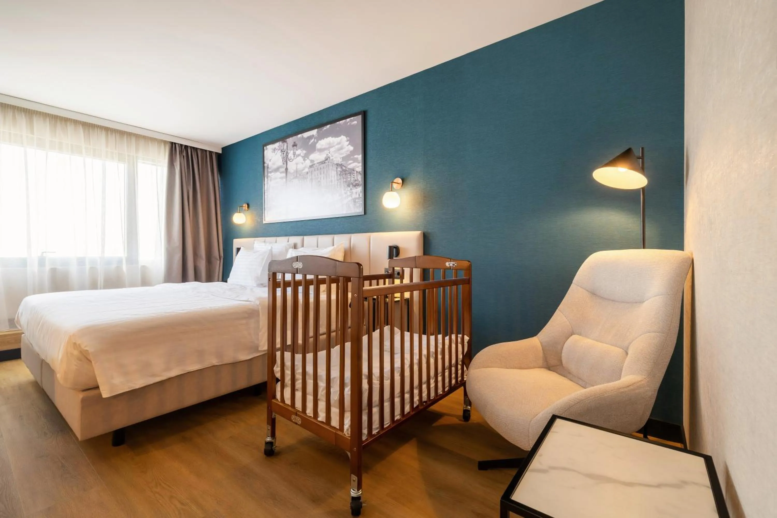 cot, Bed in Metropolitan Hotel Sofia, a member of Radisson Individuals