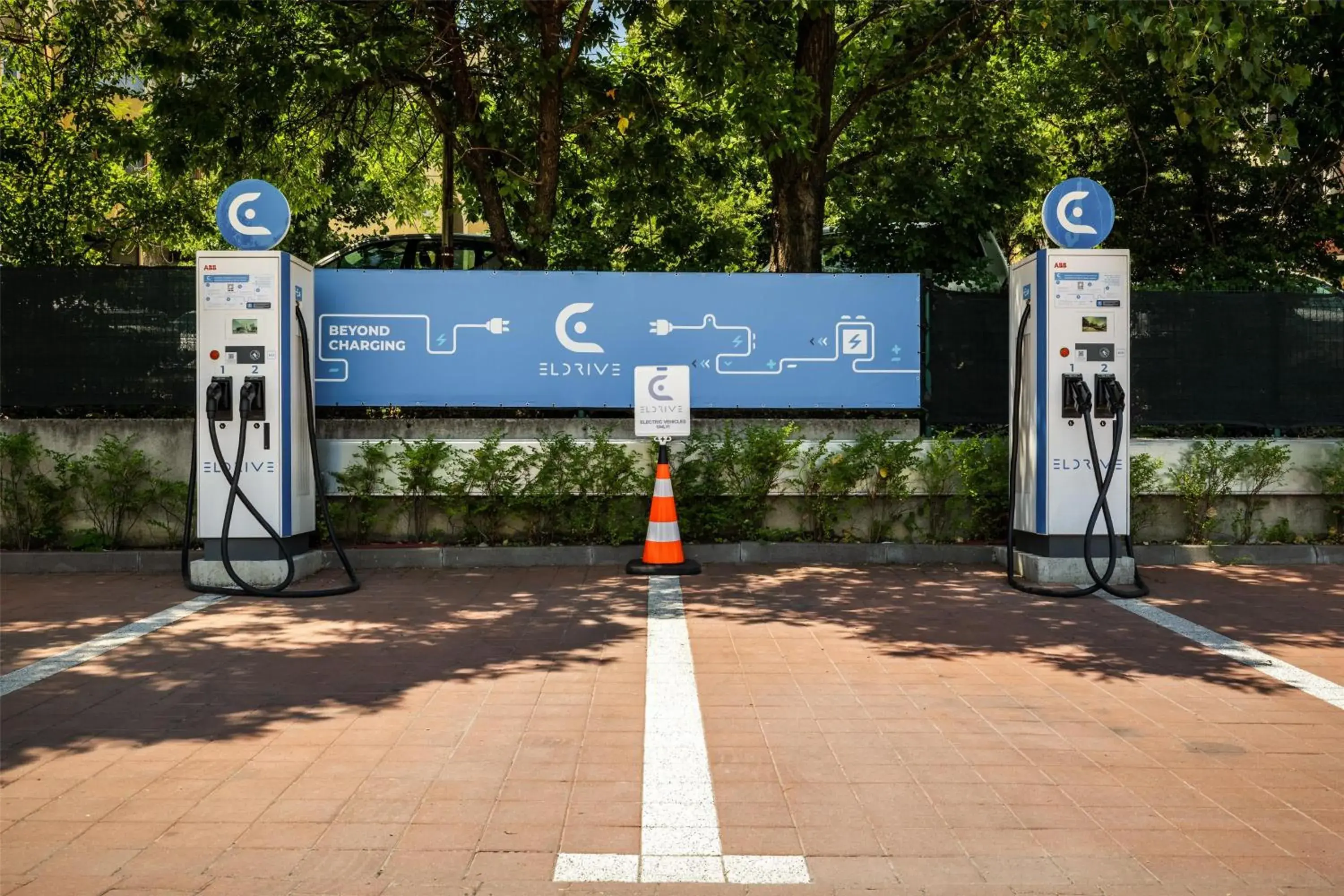 Property building in Metropolitan Hotel Sofia, a member of Radisson Individuals Property building in Metropolitan Hotel Sofia, a member of Radisson Individuals