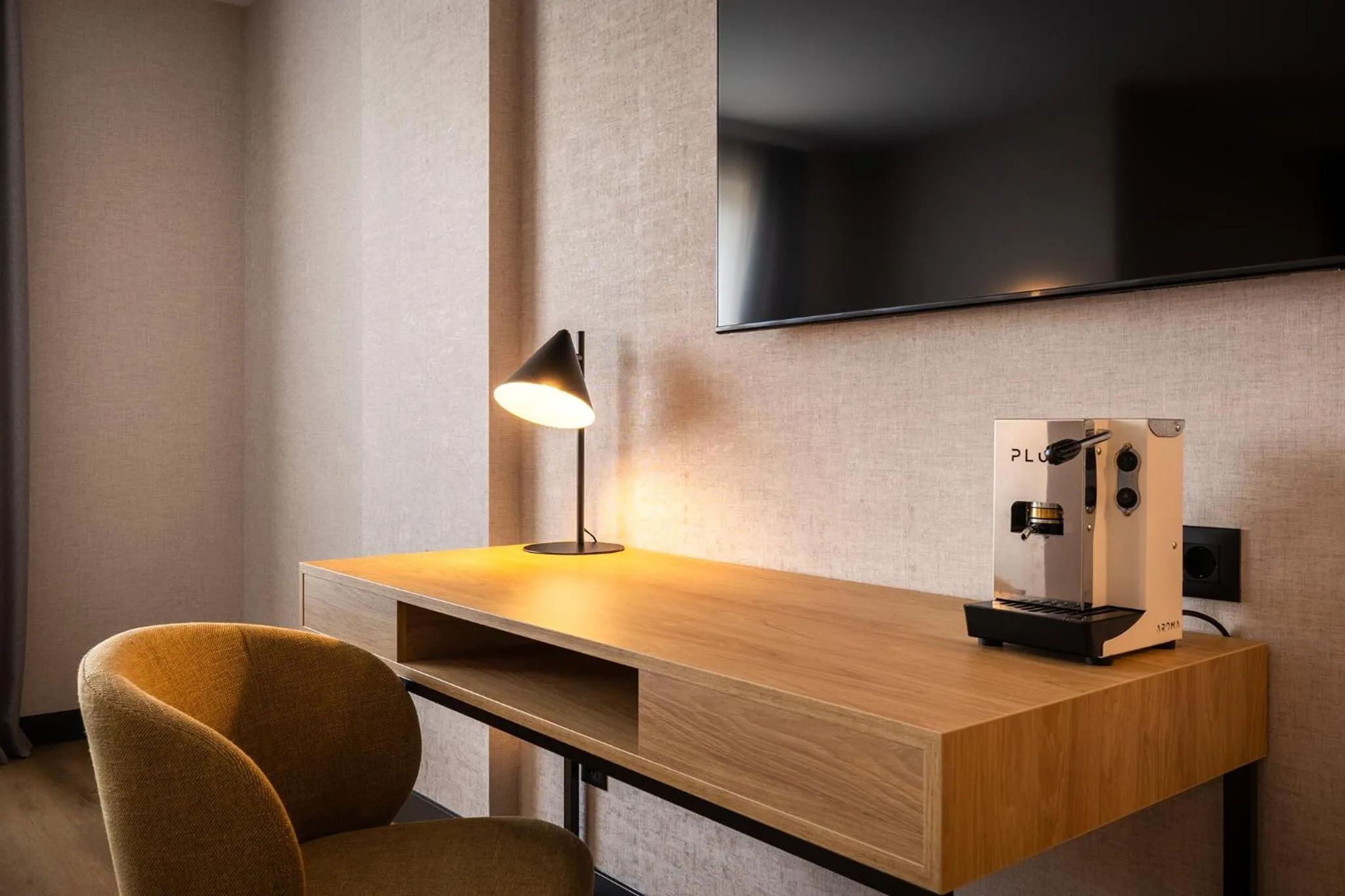 Coffee/tea facilities in Metropolitan Hotel Sofia, a member of Radisson Individuals