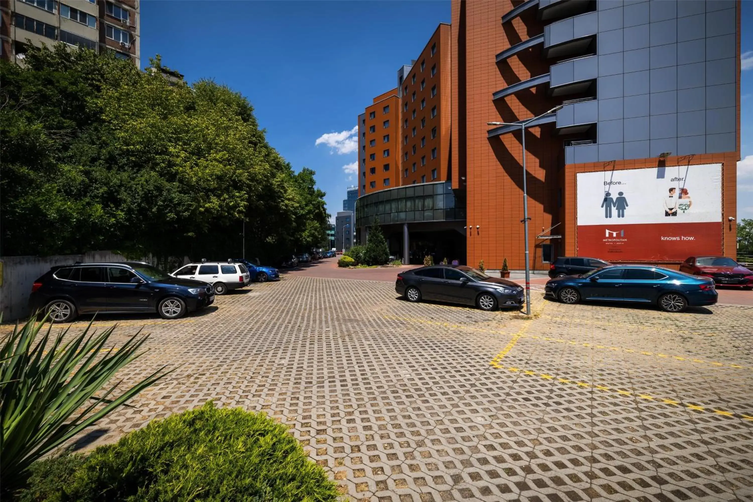 Property building in Metropolitan Hotel Sofia, a member of Radisson Individuals Property building in Metropolitan Hotel Sofia, a member of Radisson Individuals