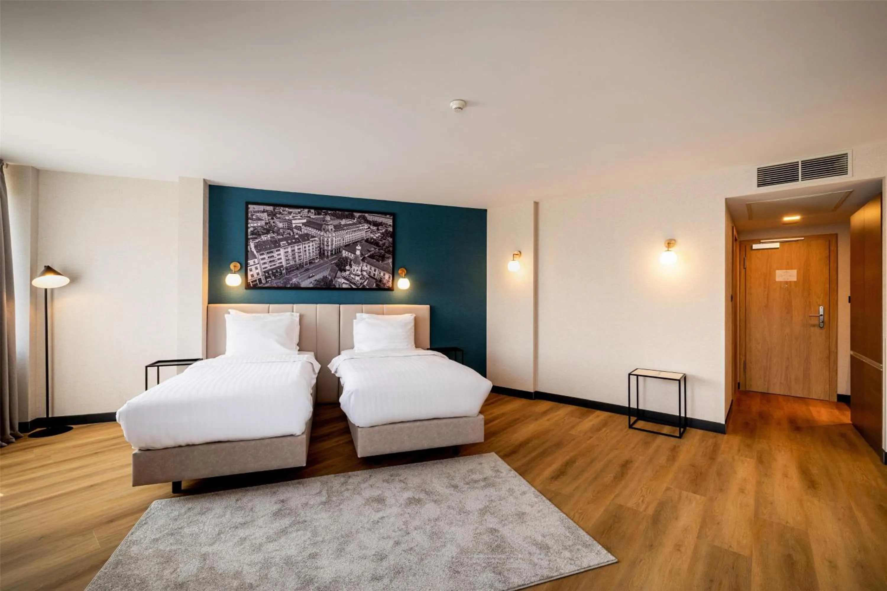 Bedroom, Bed in Metropolitan Hotel Sofia, a member of Radisson Individuals