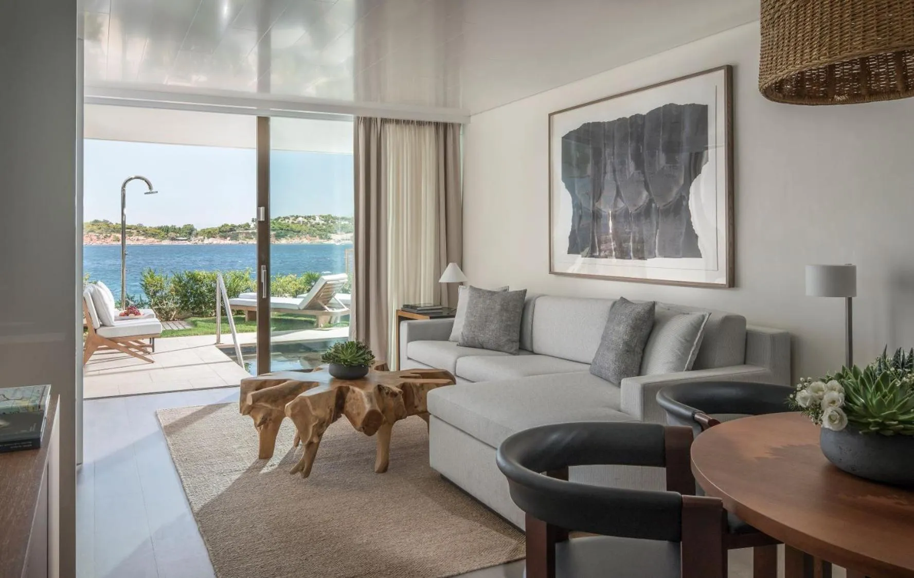 Living room in Four Seasons Astir Palace Hotel Athens