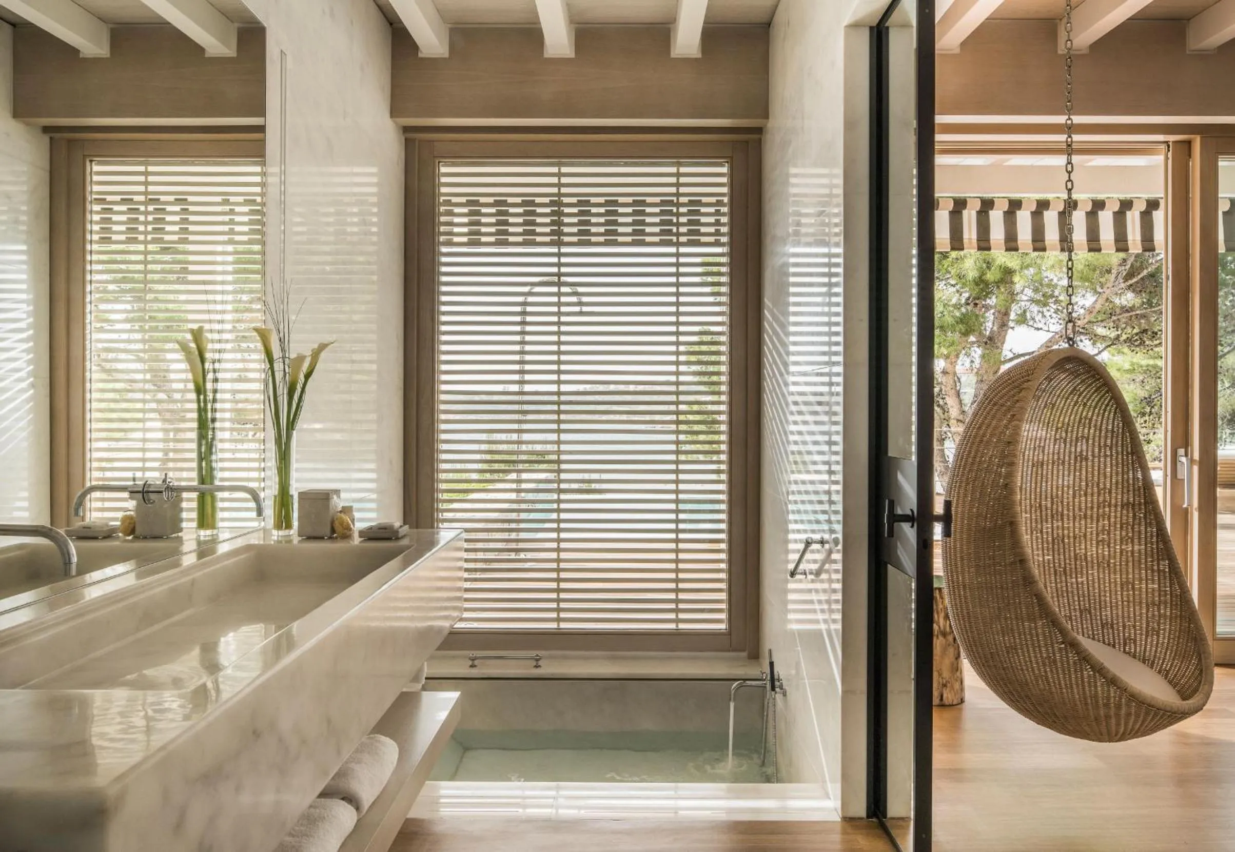 Bathroom in Four Seasons Astir Palace Hotel Athens