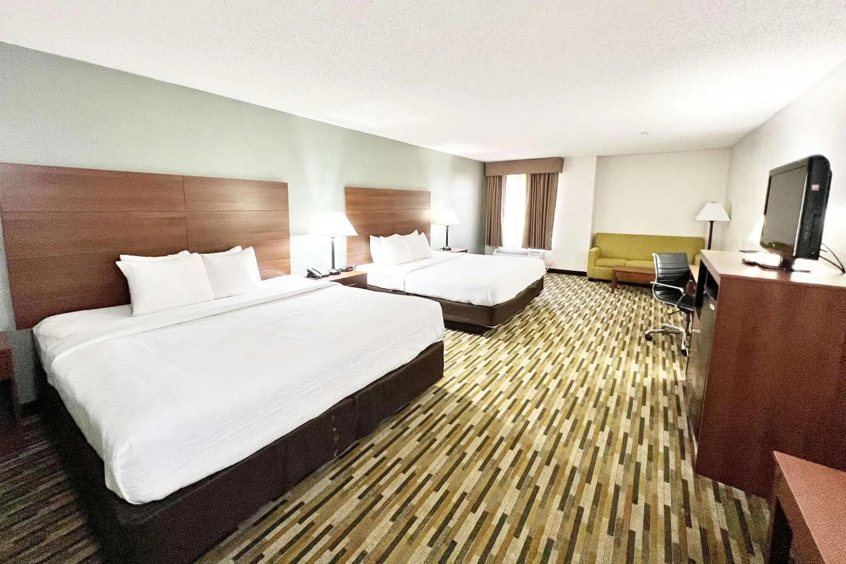 Bedroom, Bed in Quality Inn Gainesville I-75 Bedroom, Bed in Quality Inn Gainesville I-75