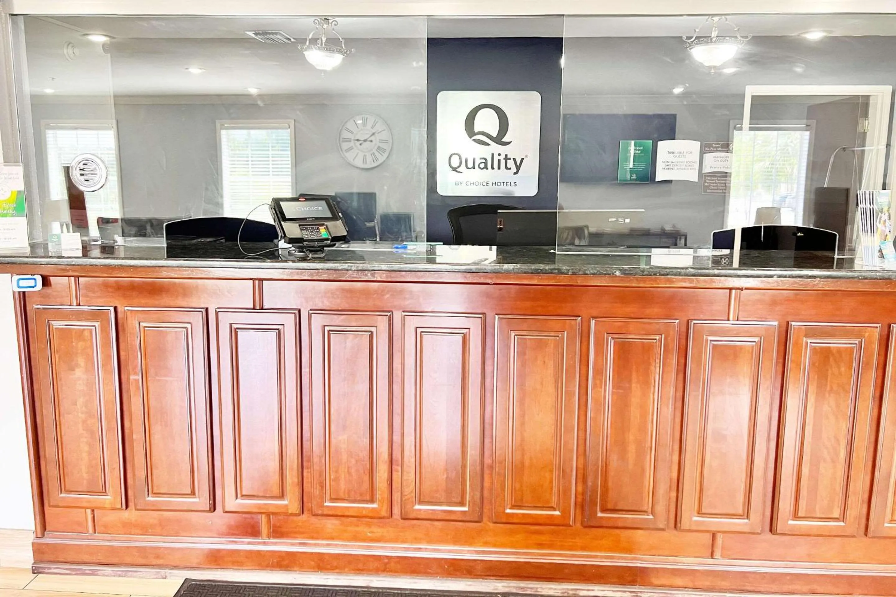 Lobby or reception in Quality Inn Gainesville I-75