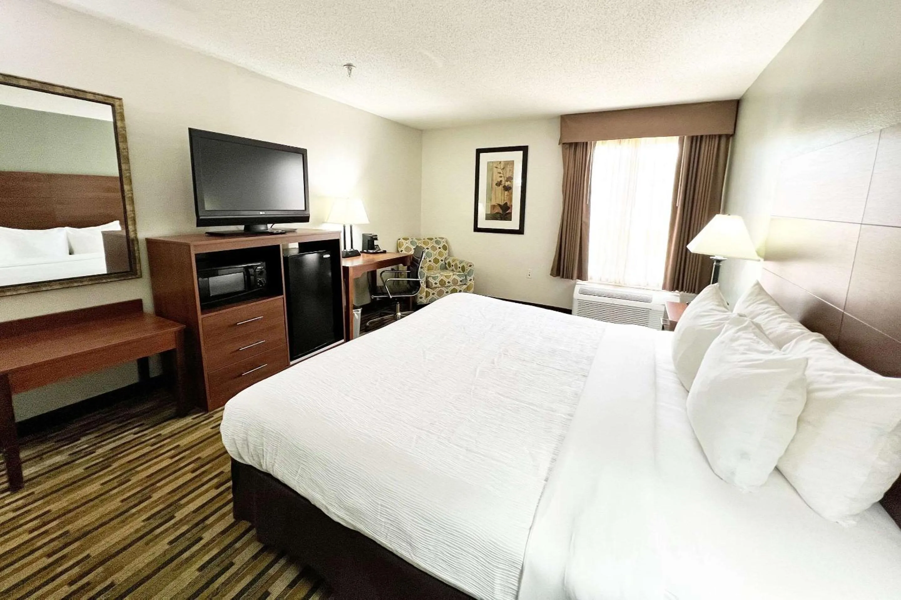 Bedroom, Bed in Quality Inn Gainesville I-75