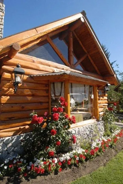 Facade/entrance in Hostería Traunco